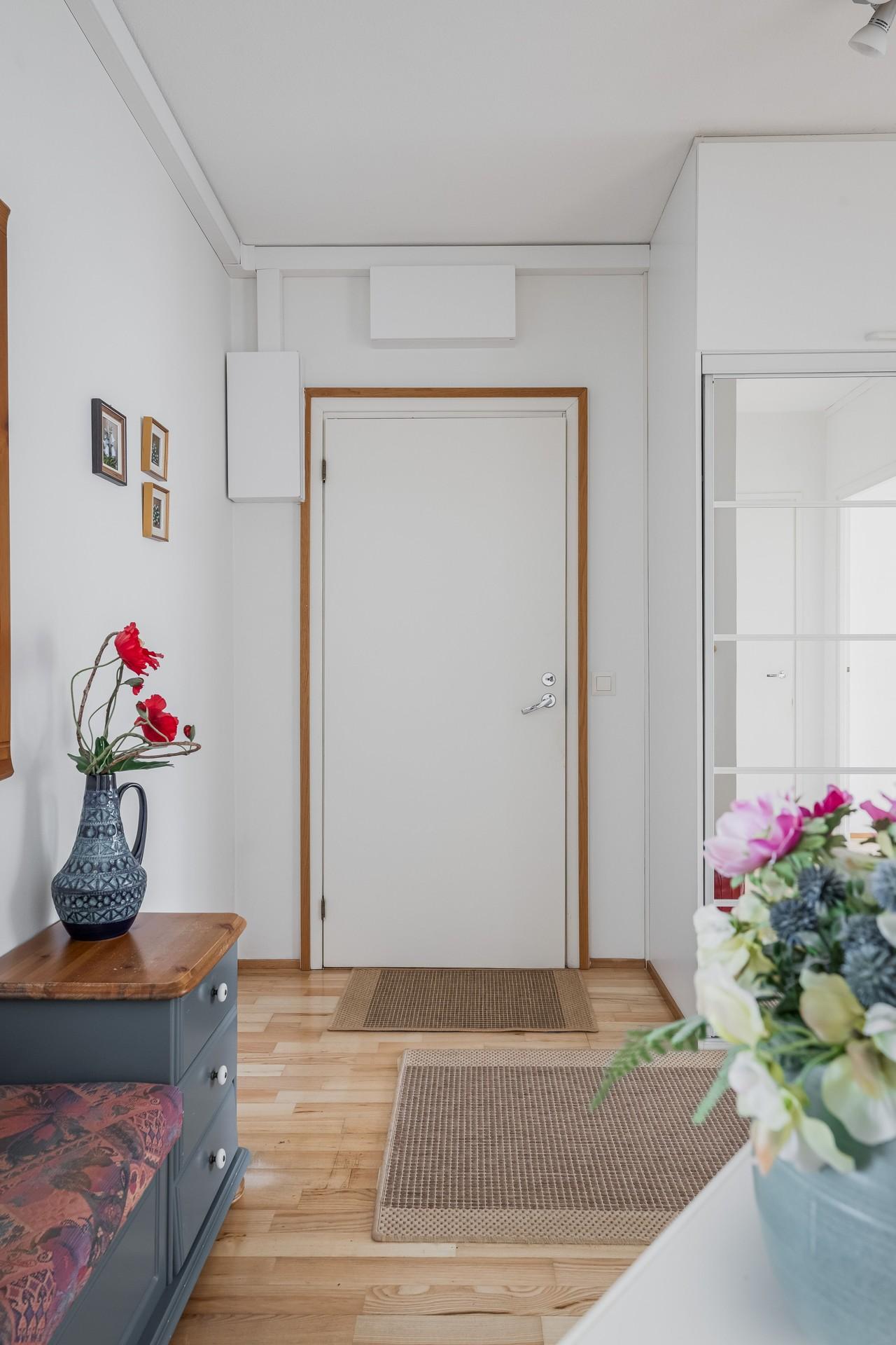 Kaivosrinteentie 1-3, Kaivoksela, Vantaa