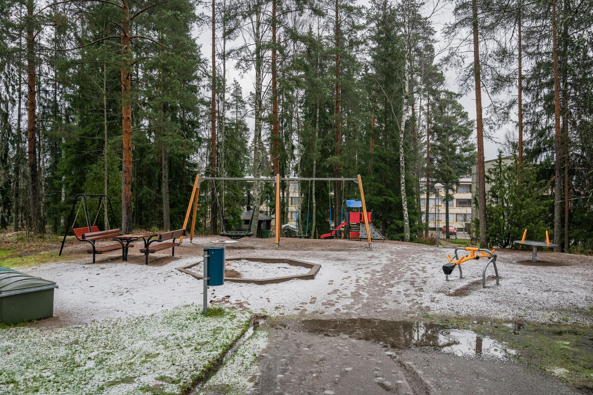 Kaivosrinteentie 1-3, Kaivoksela, Vantaa