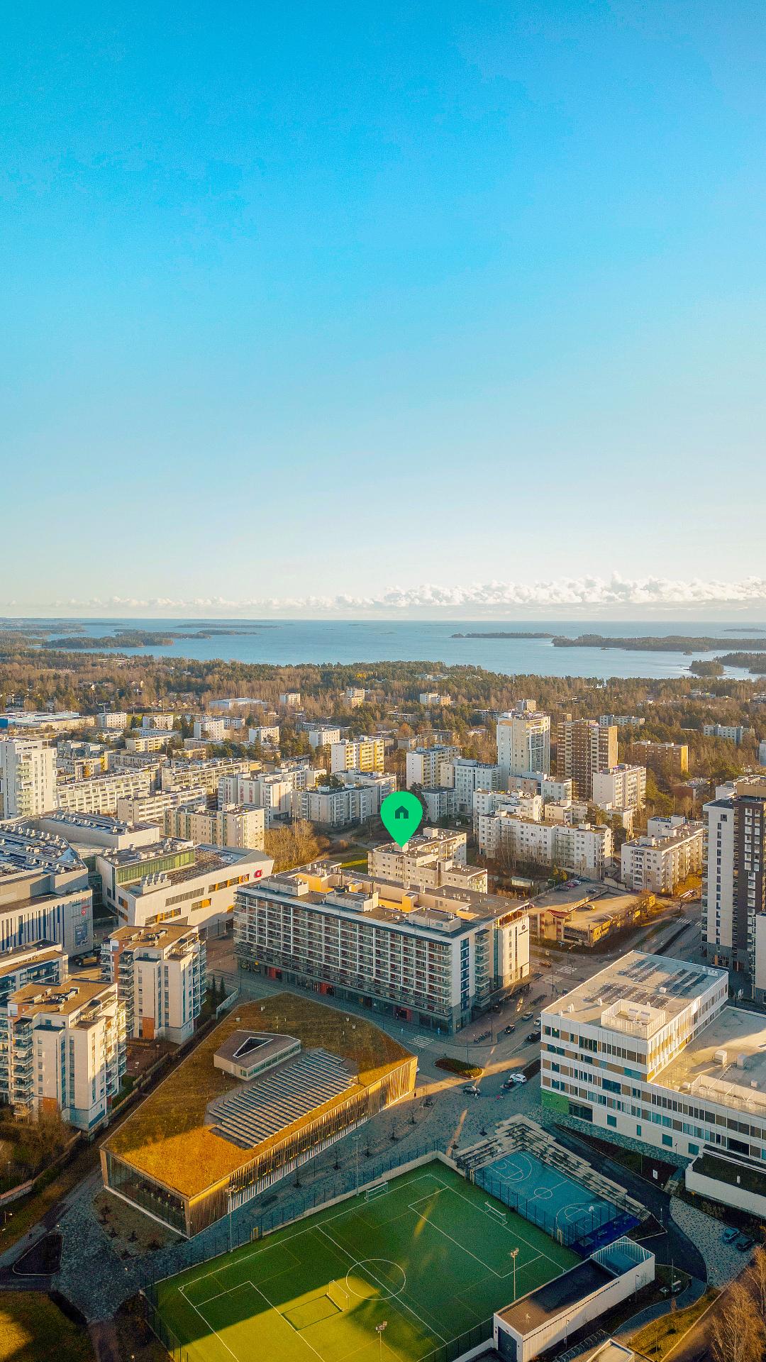 Uima-halli ja puisto on muutaman minuutin päässä.