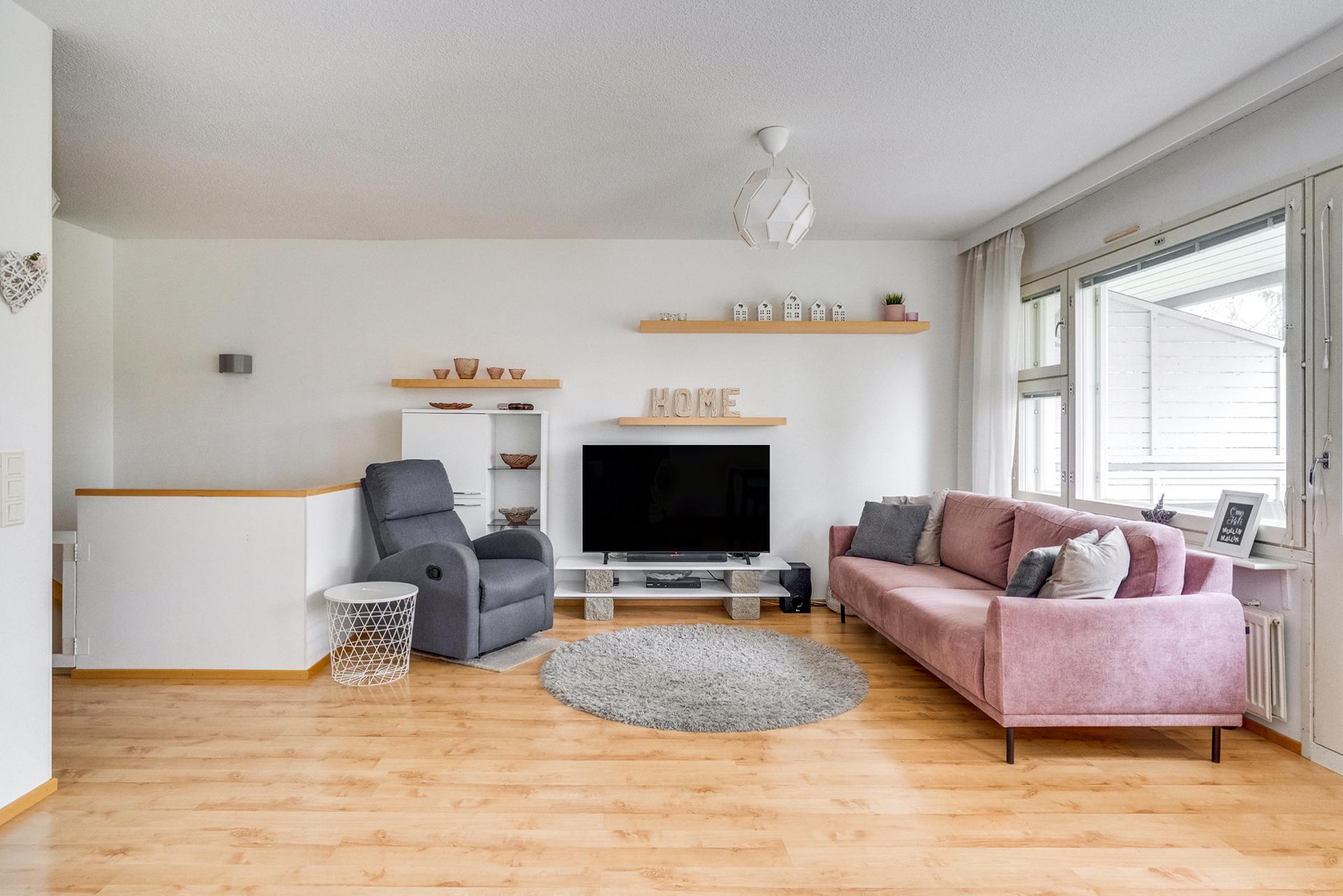 Takamaantie 8, Takamaa, Pirkkala