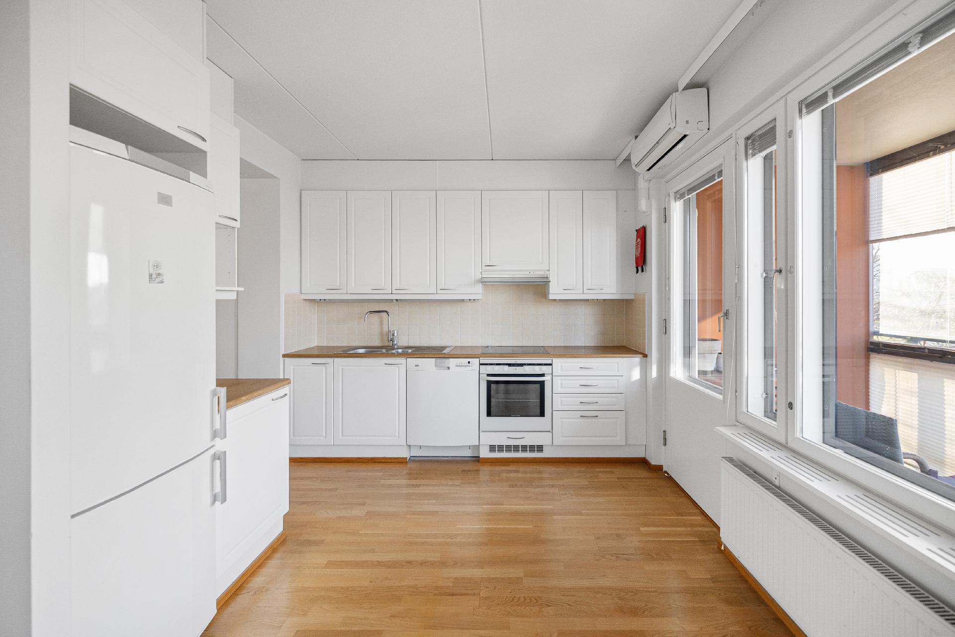 Väinö Tannerin tie 13, Pakkala, Vantaa