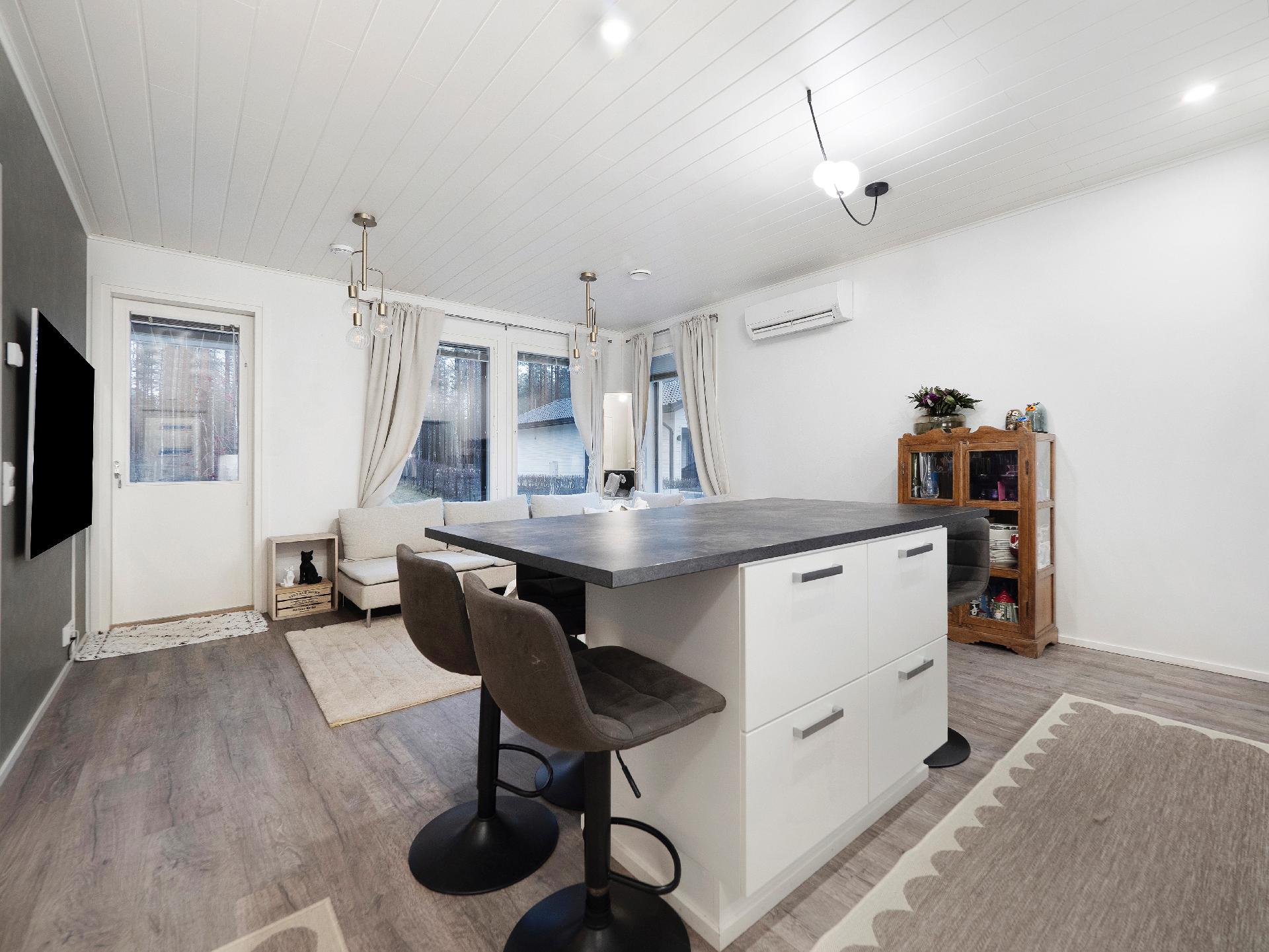 Pohjatuulentie 58, Lehmo, Kontiolahti