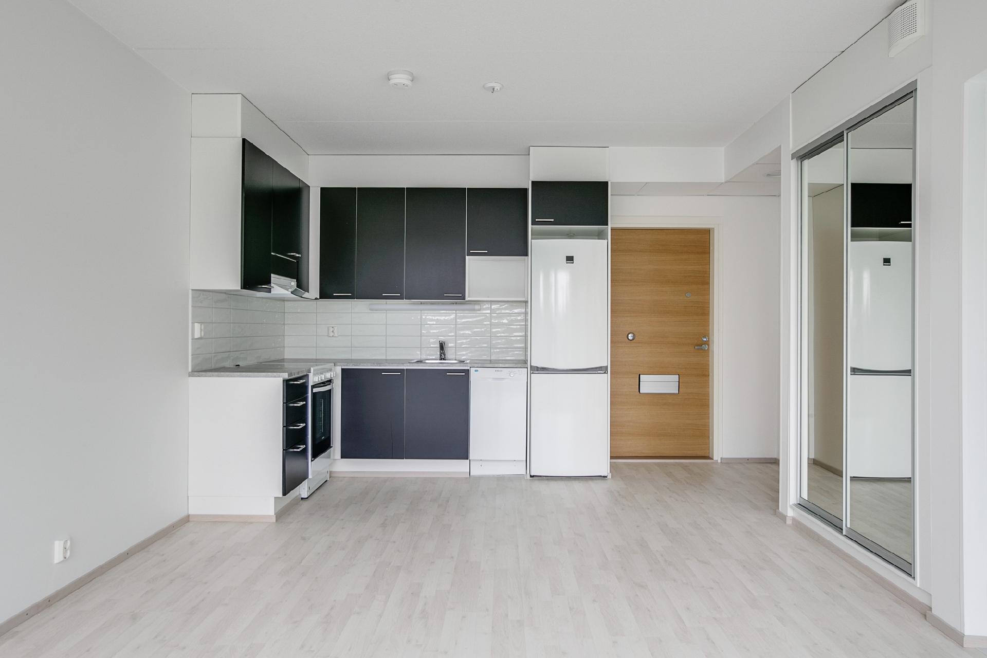 Lielahdenkatu 45, Lentävänniemi, Tampere