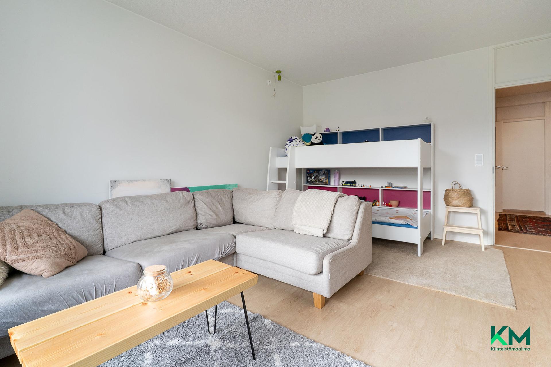 Liutuntie 13, Liuttu, Kangasala