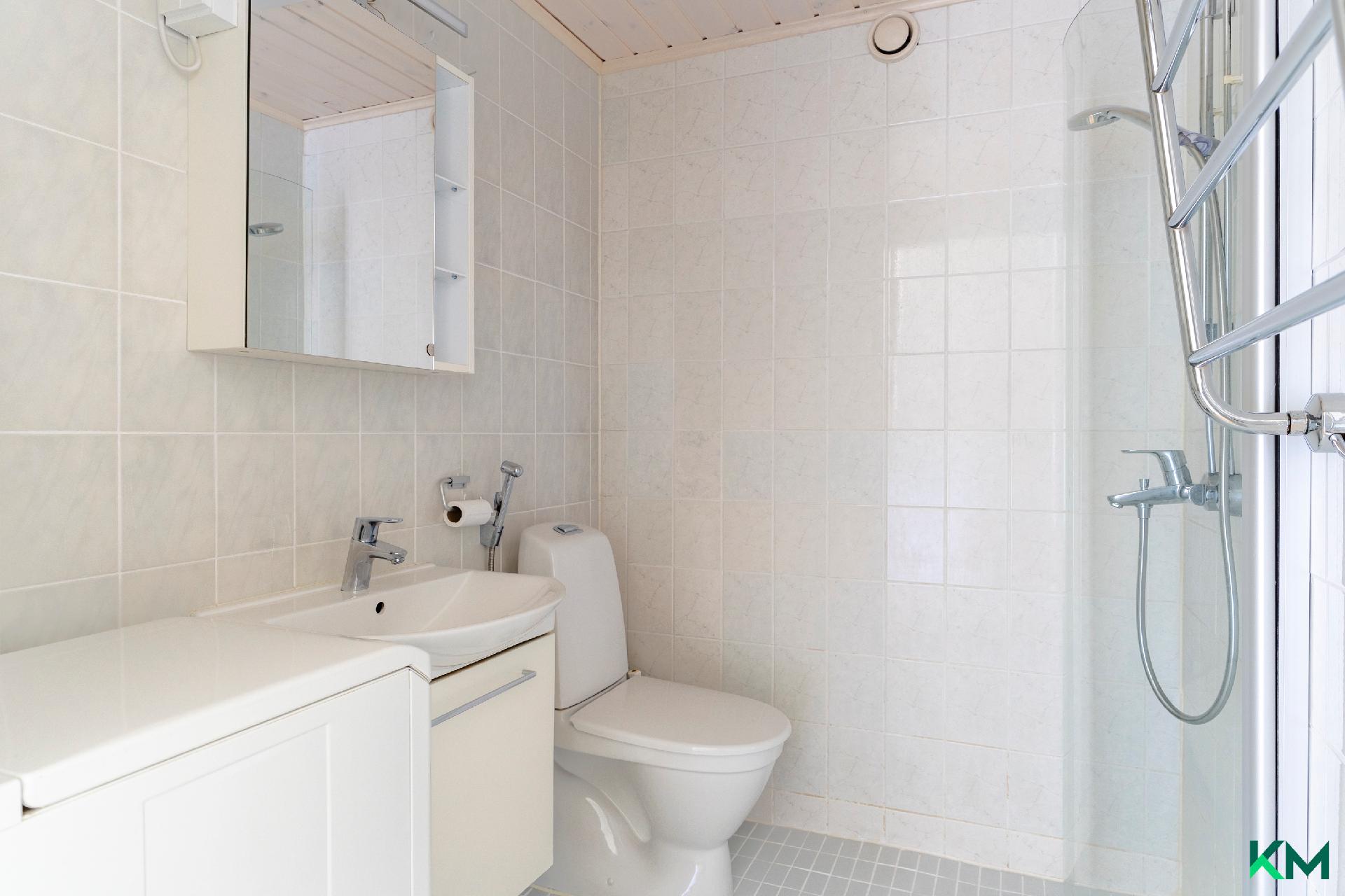 Kirvuntie 19, Laajalahti, Espoo