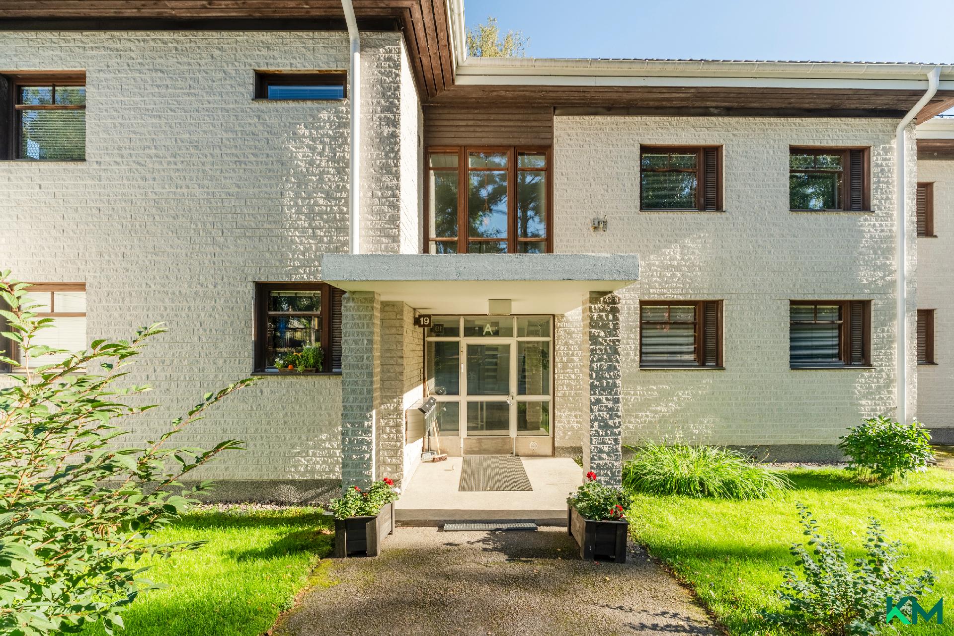 Kirvuntie 19, Laajalahti, Espoo