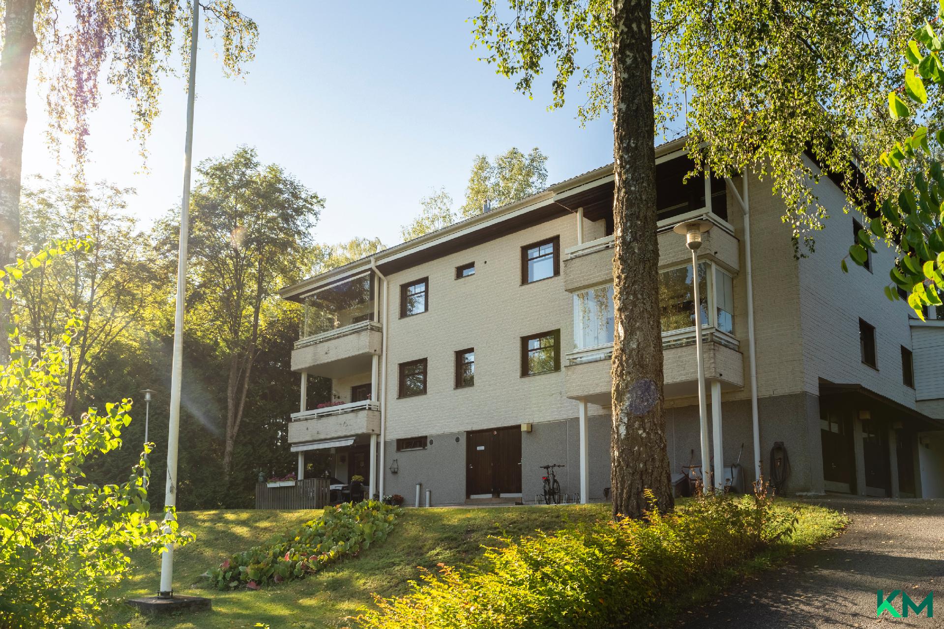 Kirvuntie 19, Laajalahti, Espoo