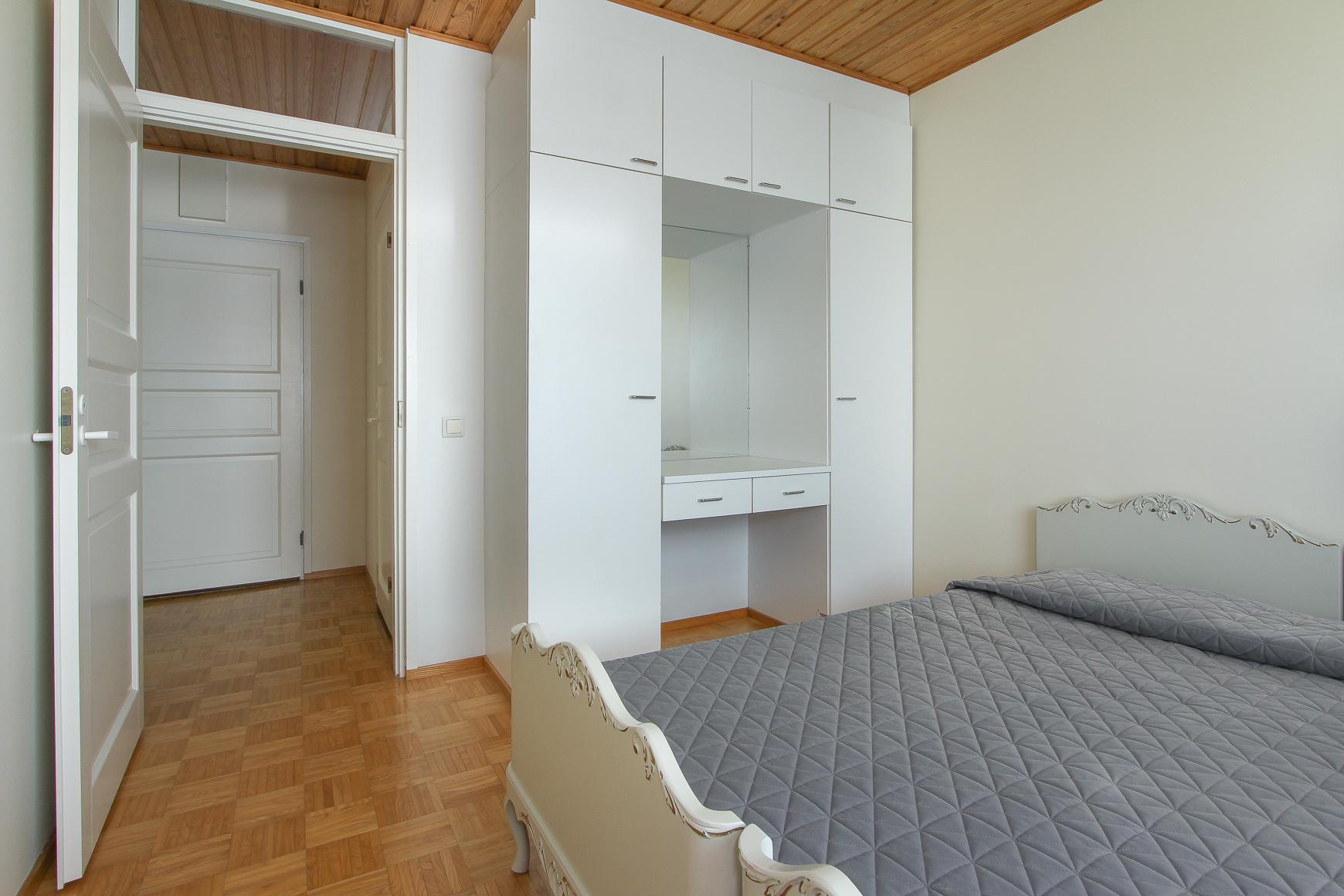 makuuhuoneen kaapistot