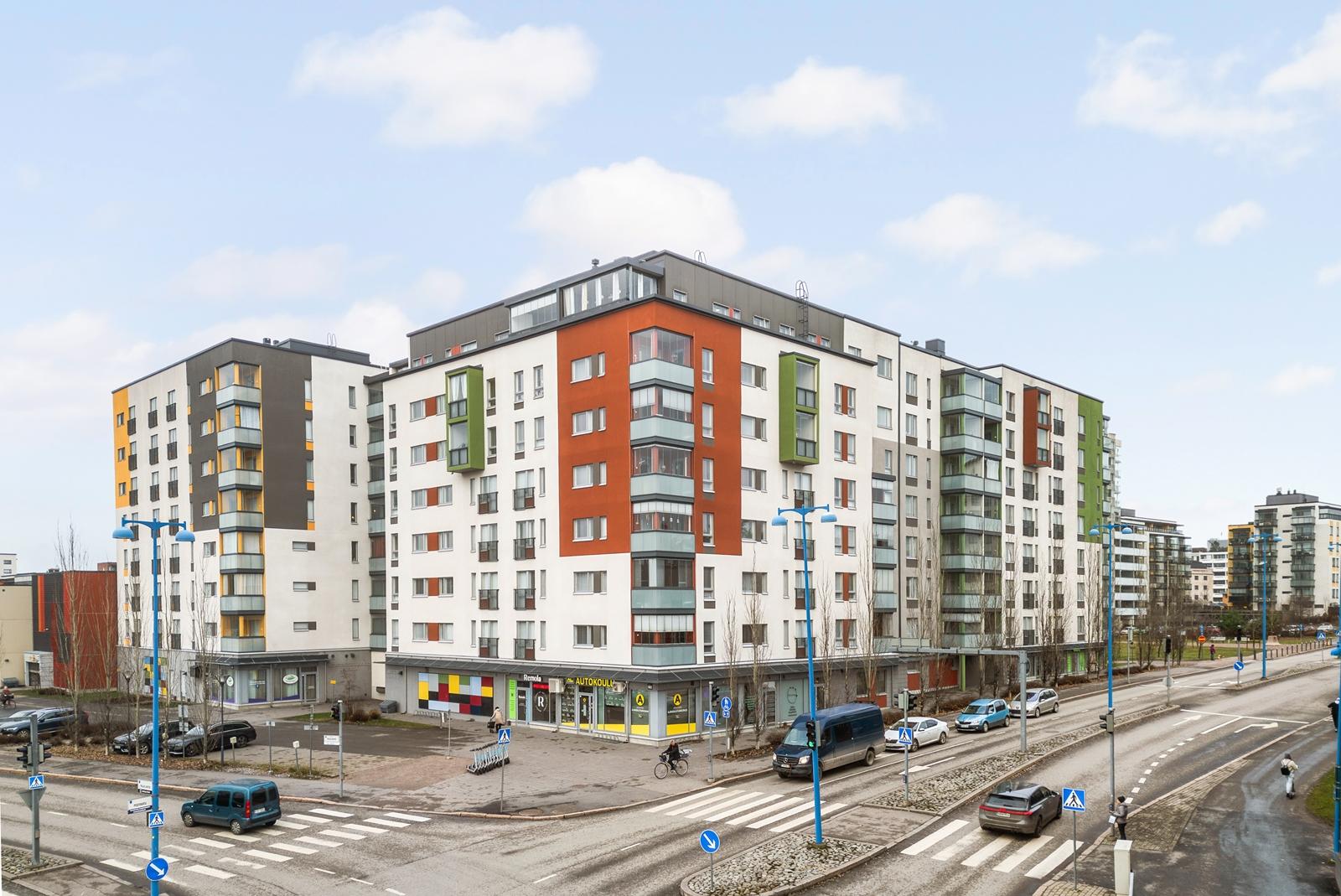 Emalitehtaankatu 5, Pajala, Järvenpää