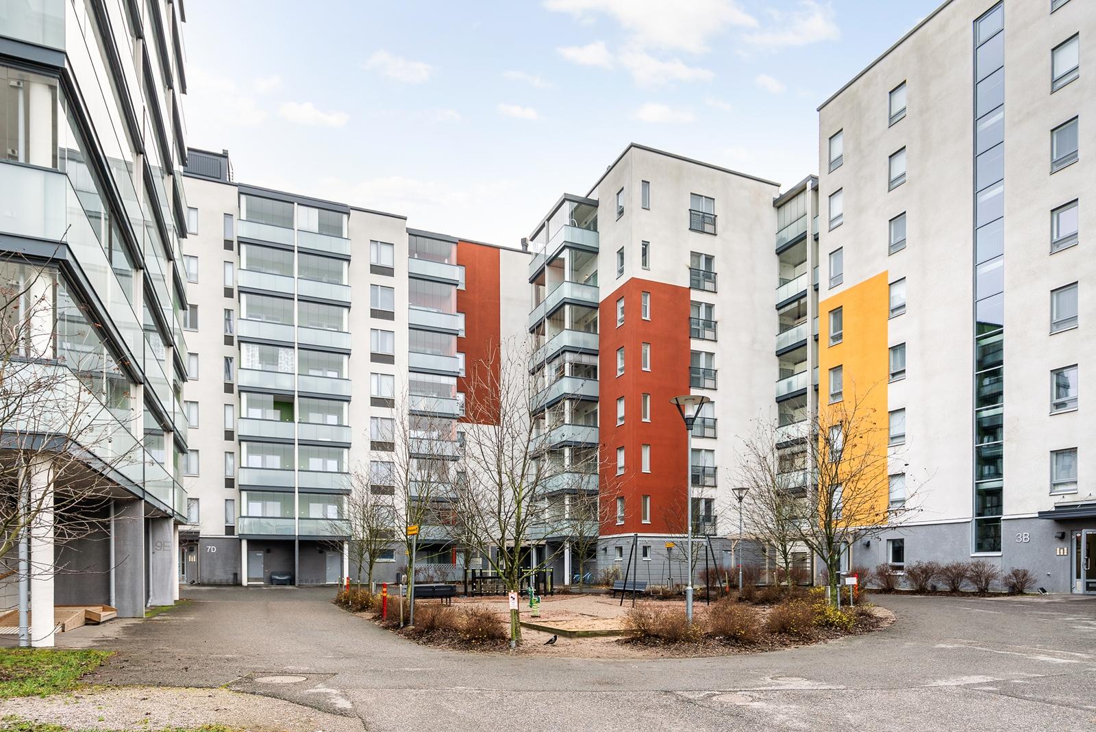 Emalitehtaankatu 5, Pajala, Järvenpää