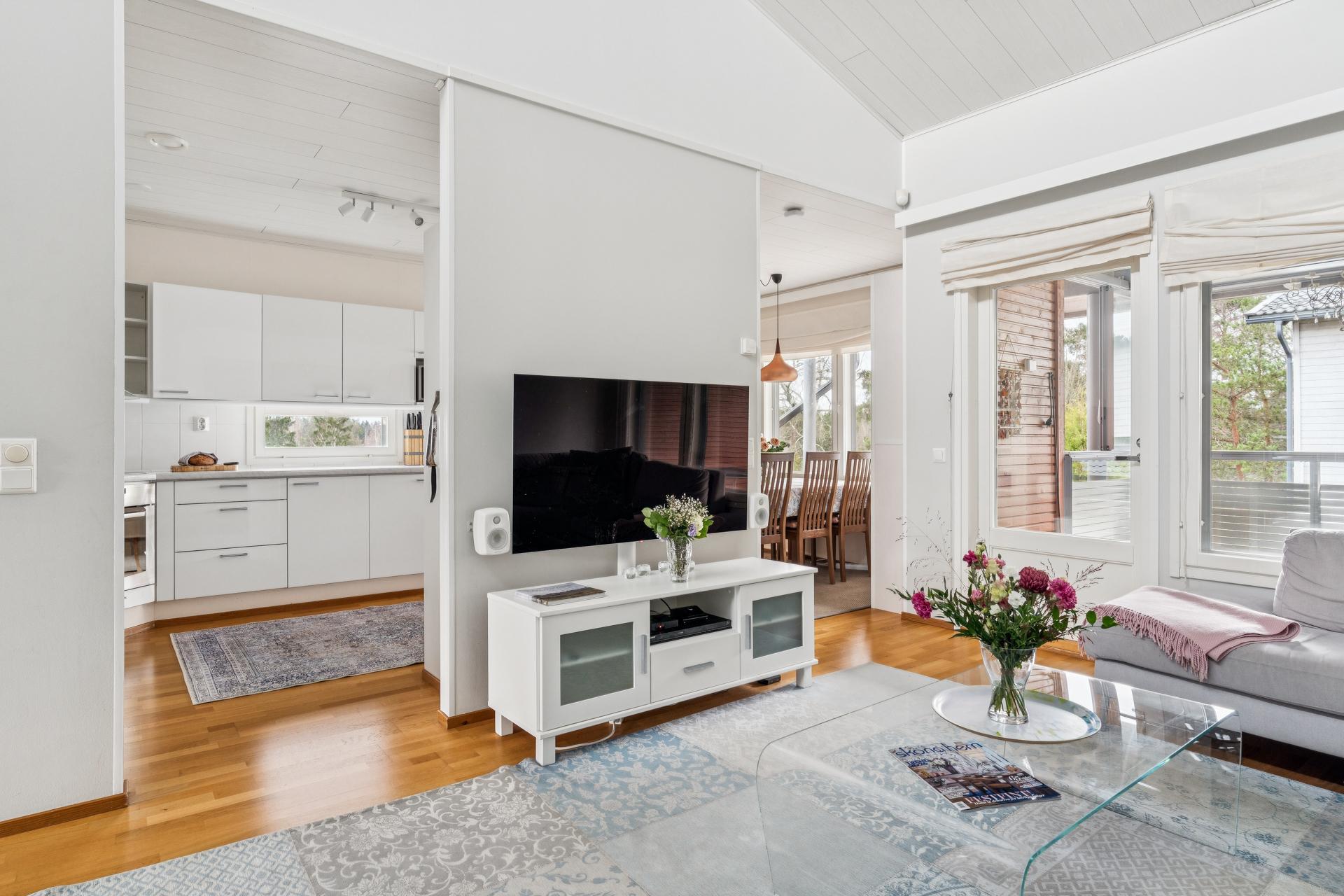 Jukolanahde 7, Mankkaa, Espoo