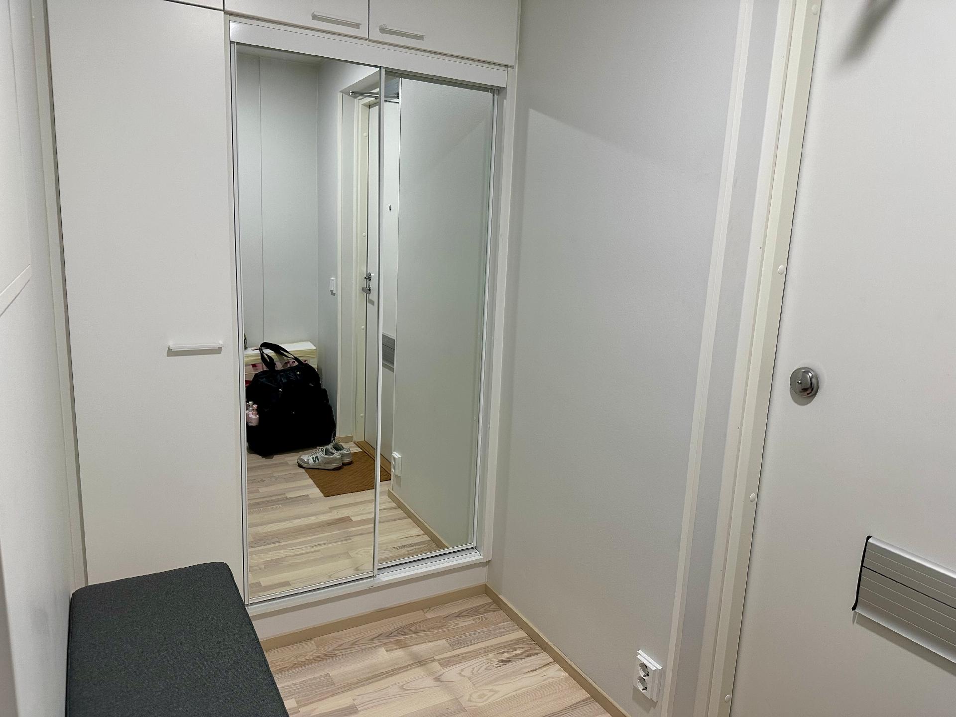 Rautatienkatu 1, Keskusta, Oulu