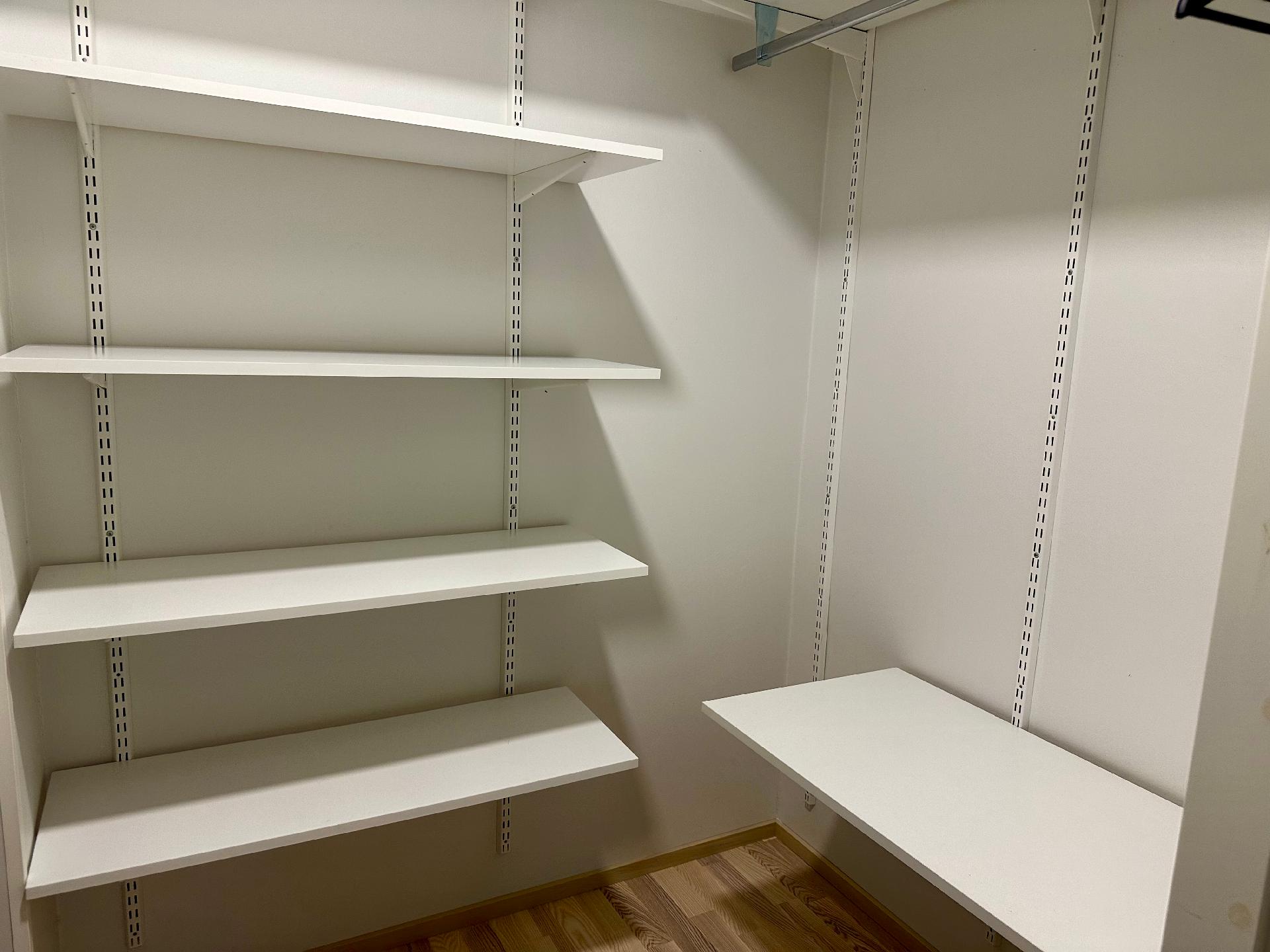 Rautatienkatu 1, Keskusta, Oulu