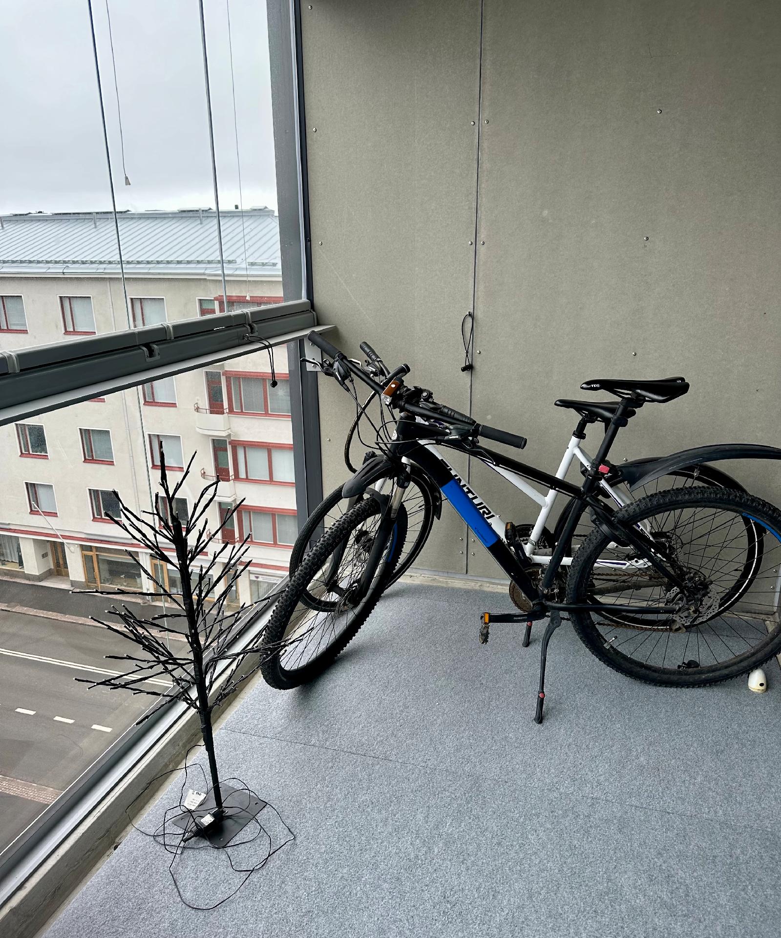 Rautatienkatu 1, Keskusta, Oulu