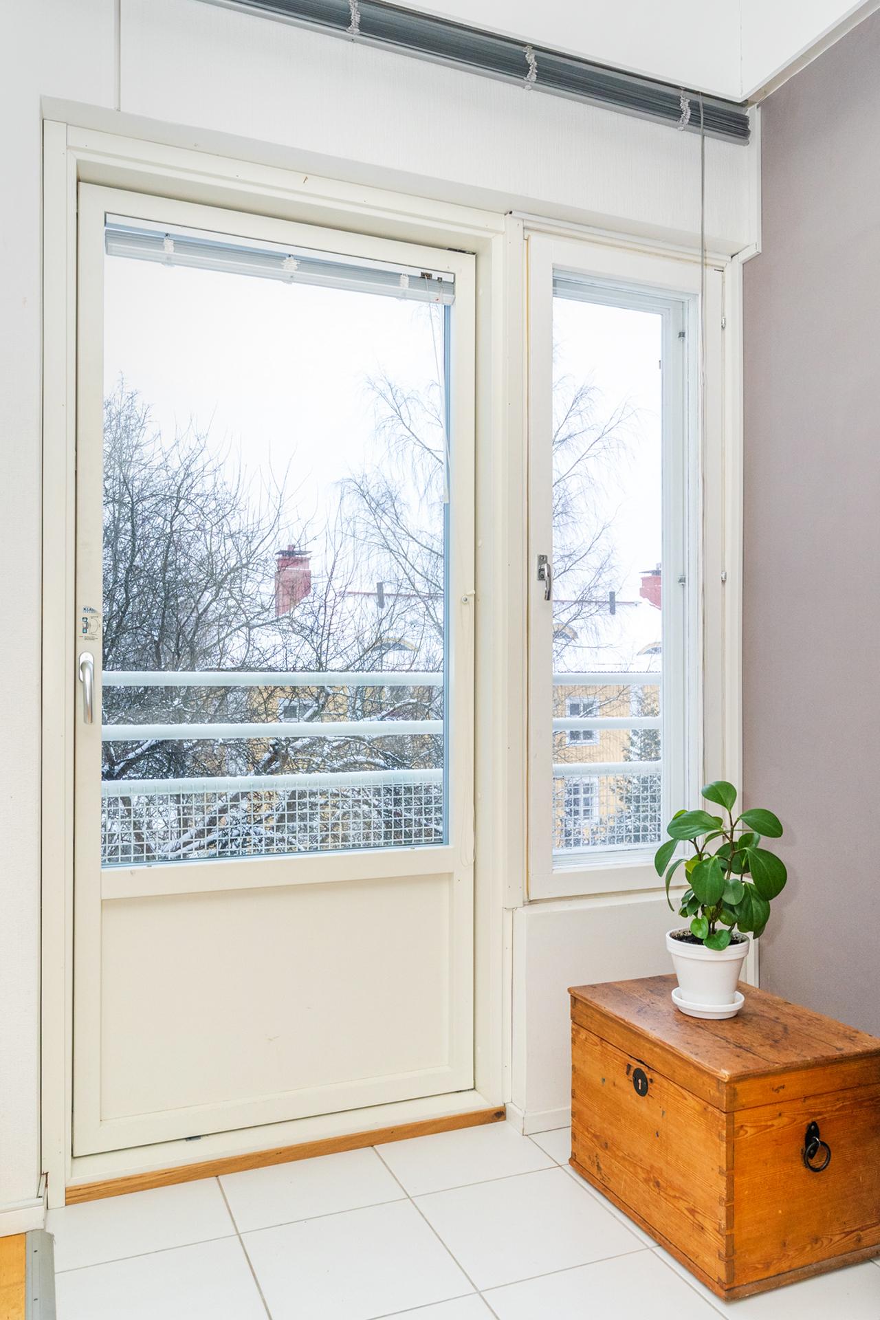 Ranskalainen parveke olohuoneessa