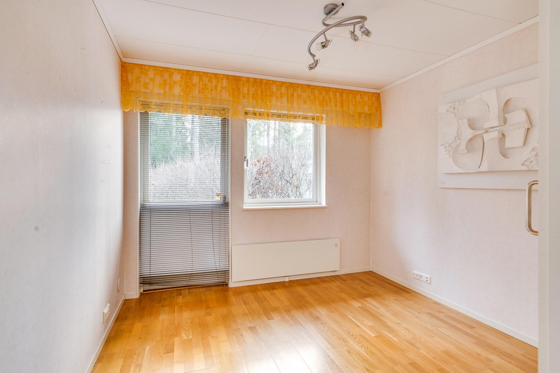 Lepikönkatu 7, Hallila, Tampere