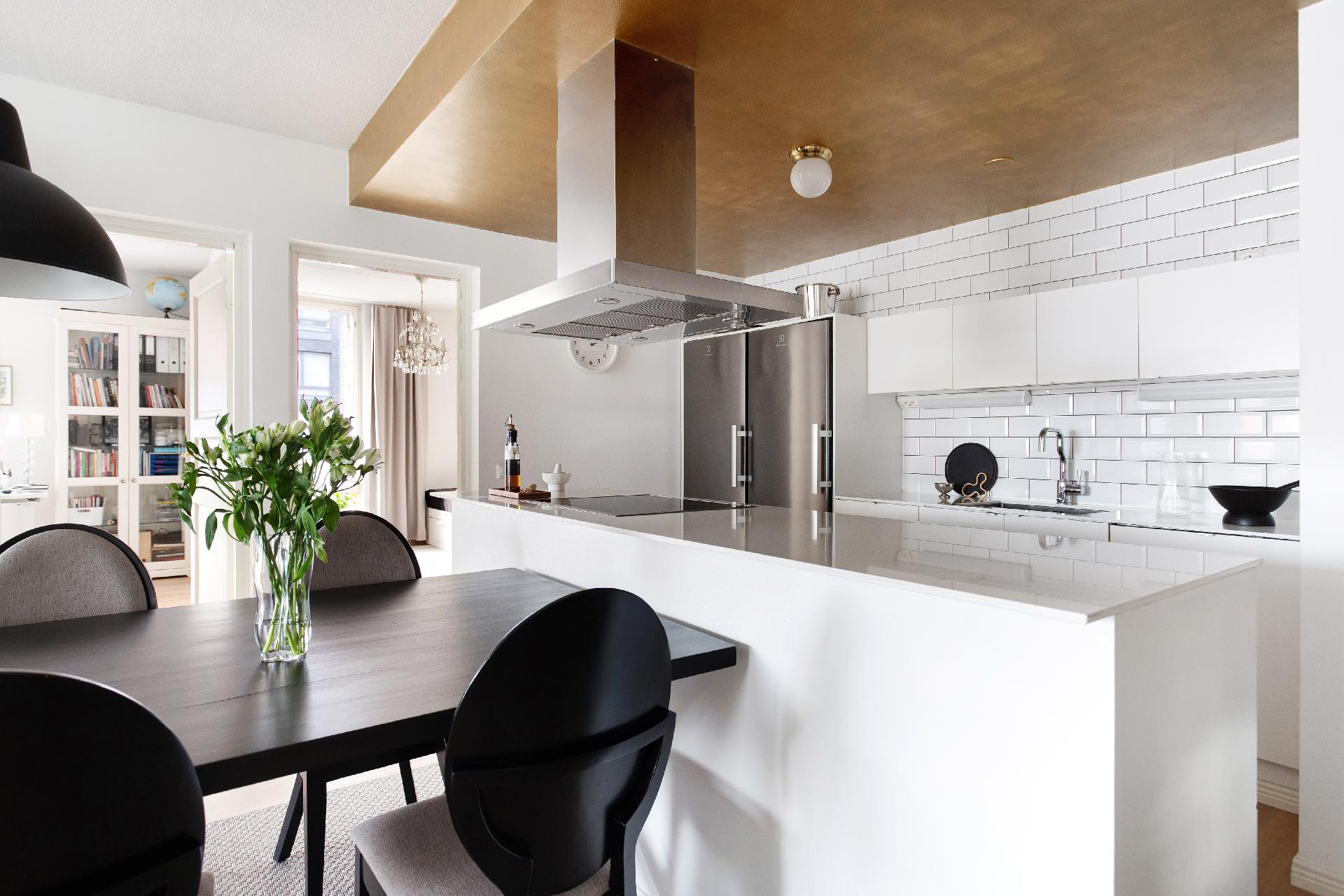 Länsisatamankatu 28, Jätkäsaari, Helsinki