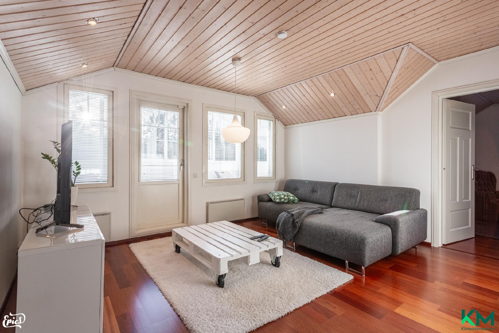 Toutainpolku 9, Moisio, Lempäälä