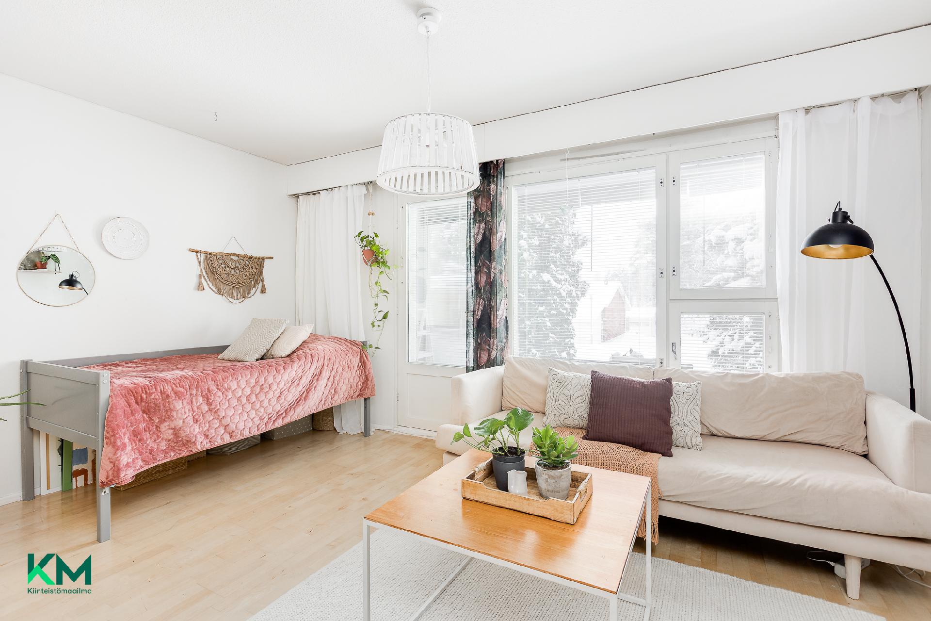 Kvartsitie 4, Knuutilankangas, Oulu