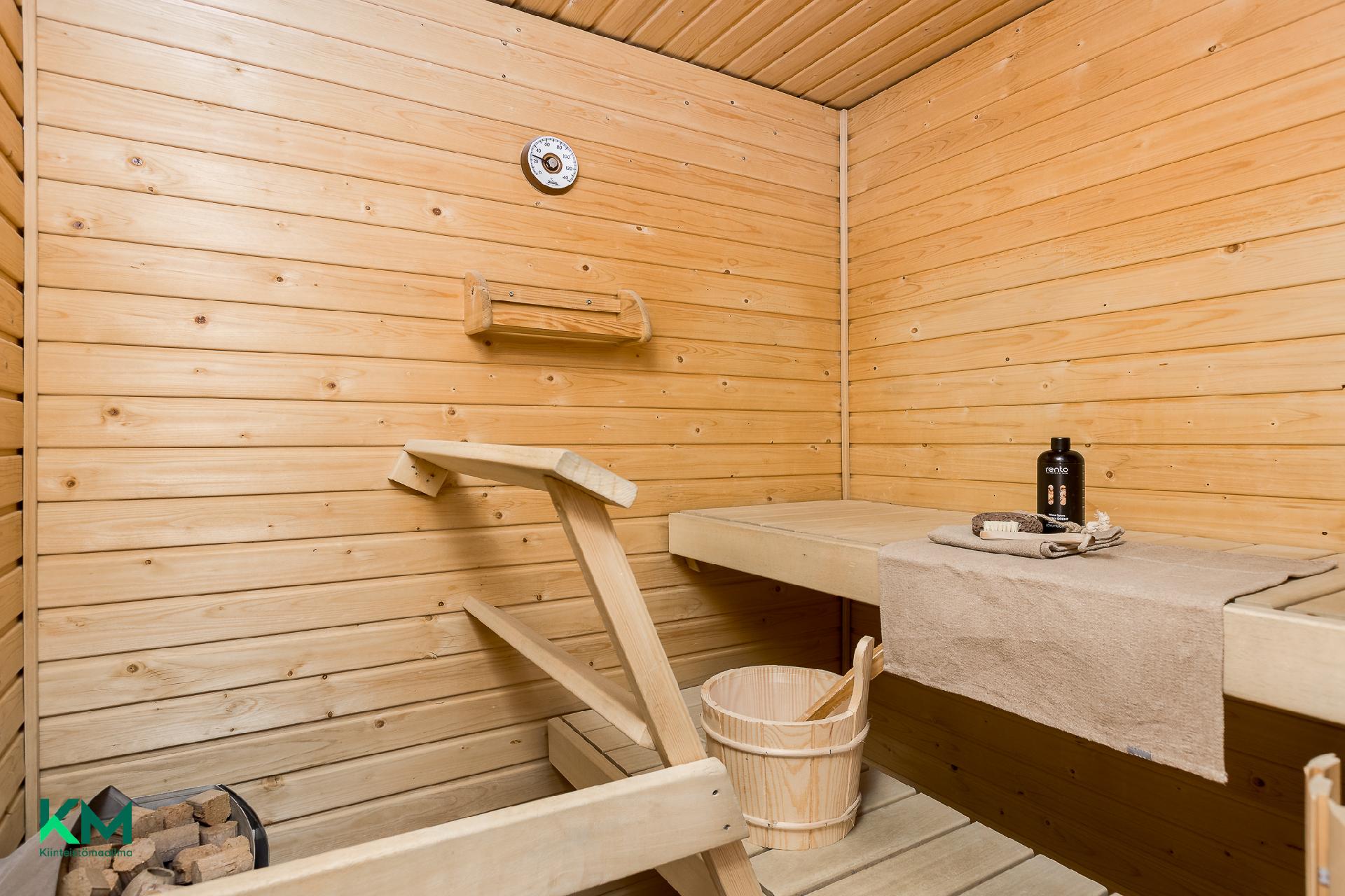 Kvartsitie 4, Knuutilankangas, Oulu