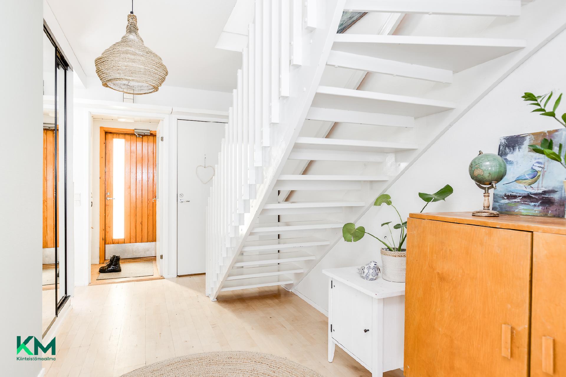 Kvartsitie 4, Knuutilankangas, Oulu