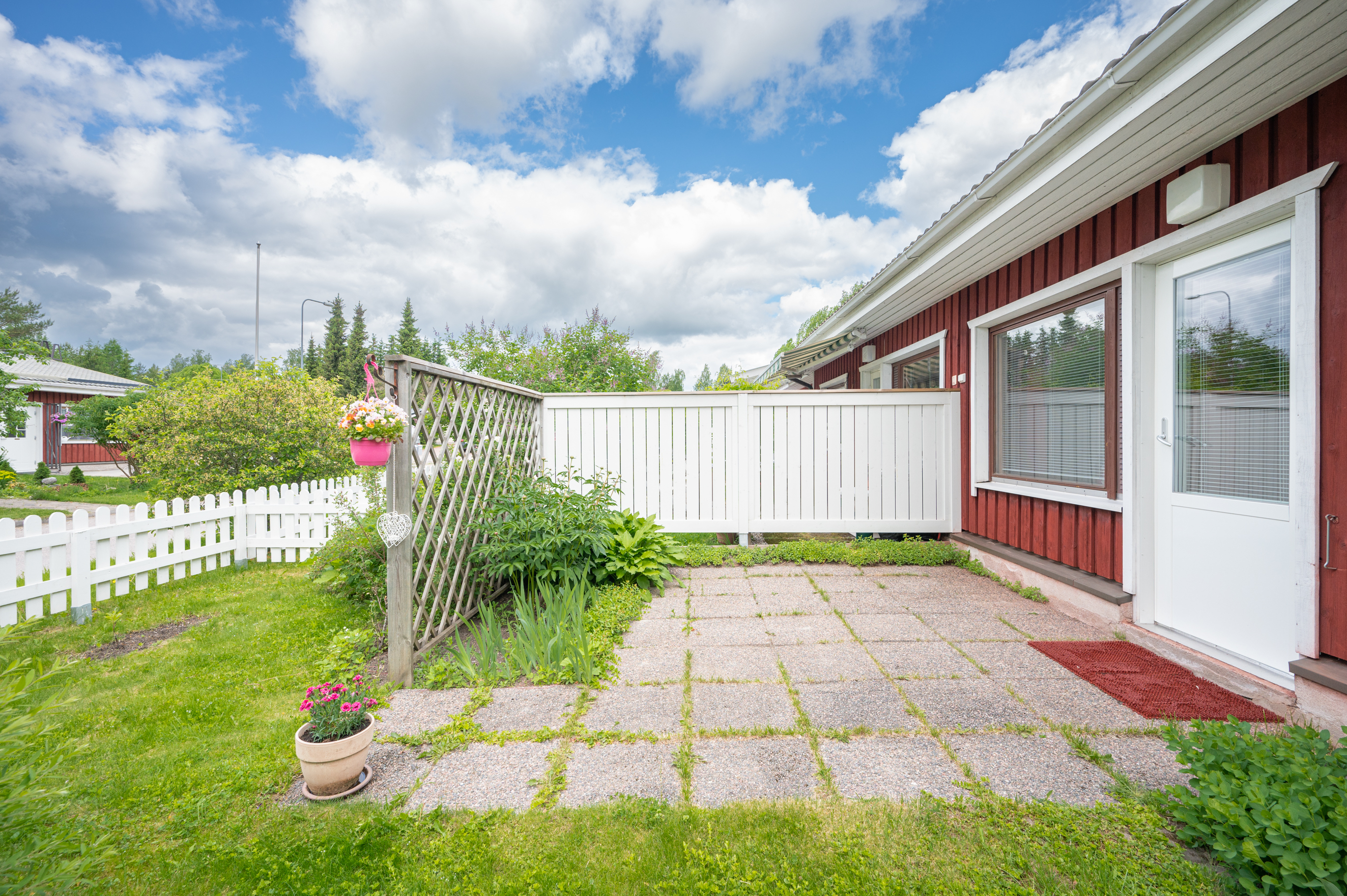 Ullantie 2, Kirkonkylä, Nurmijärvi