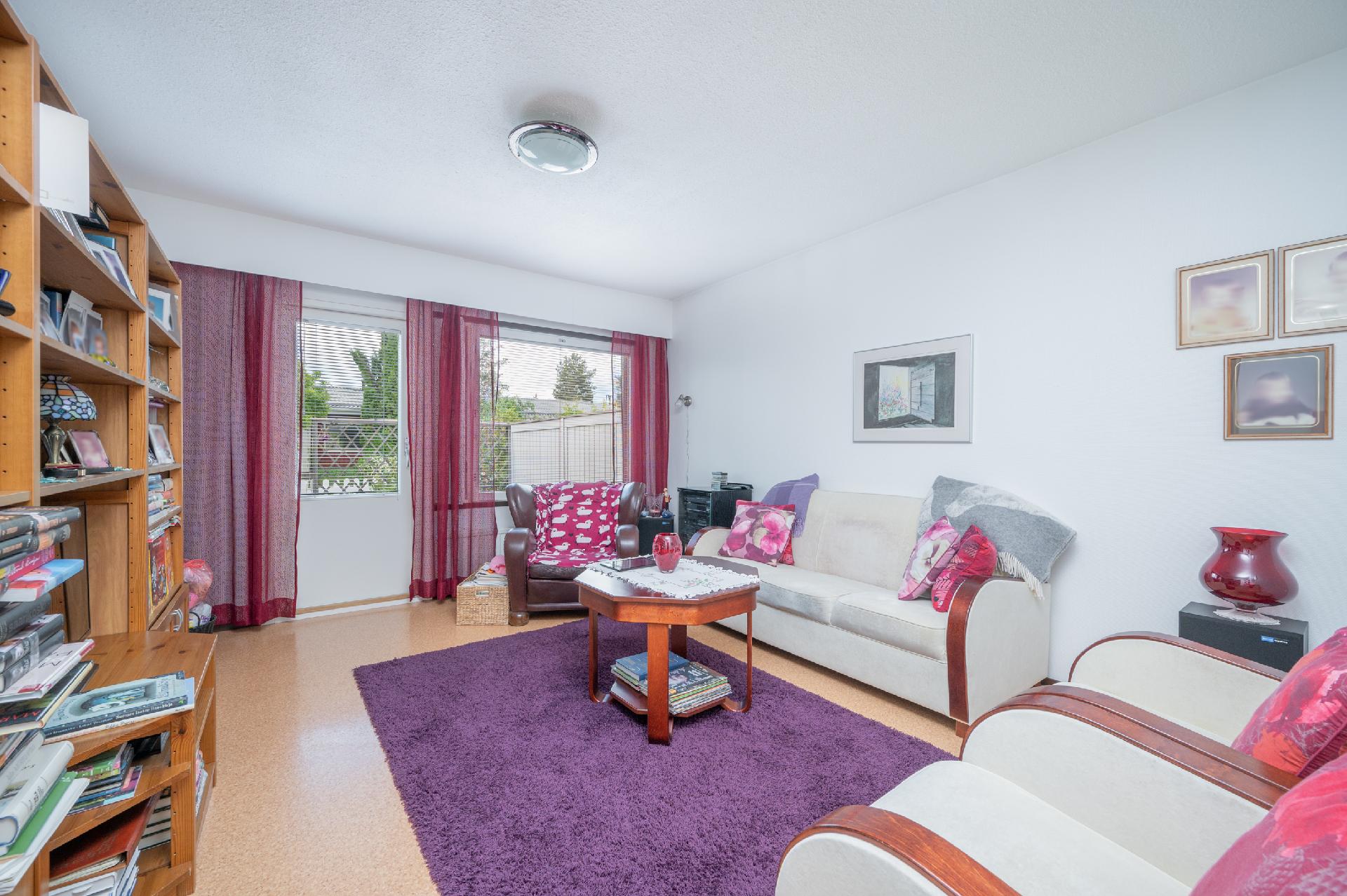 Ullantie 2, Kirkonkylä, Nurmijärvi