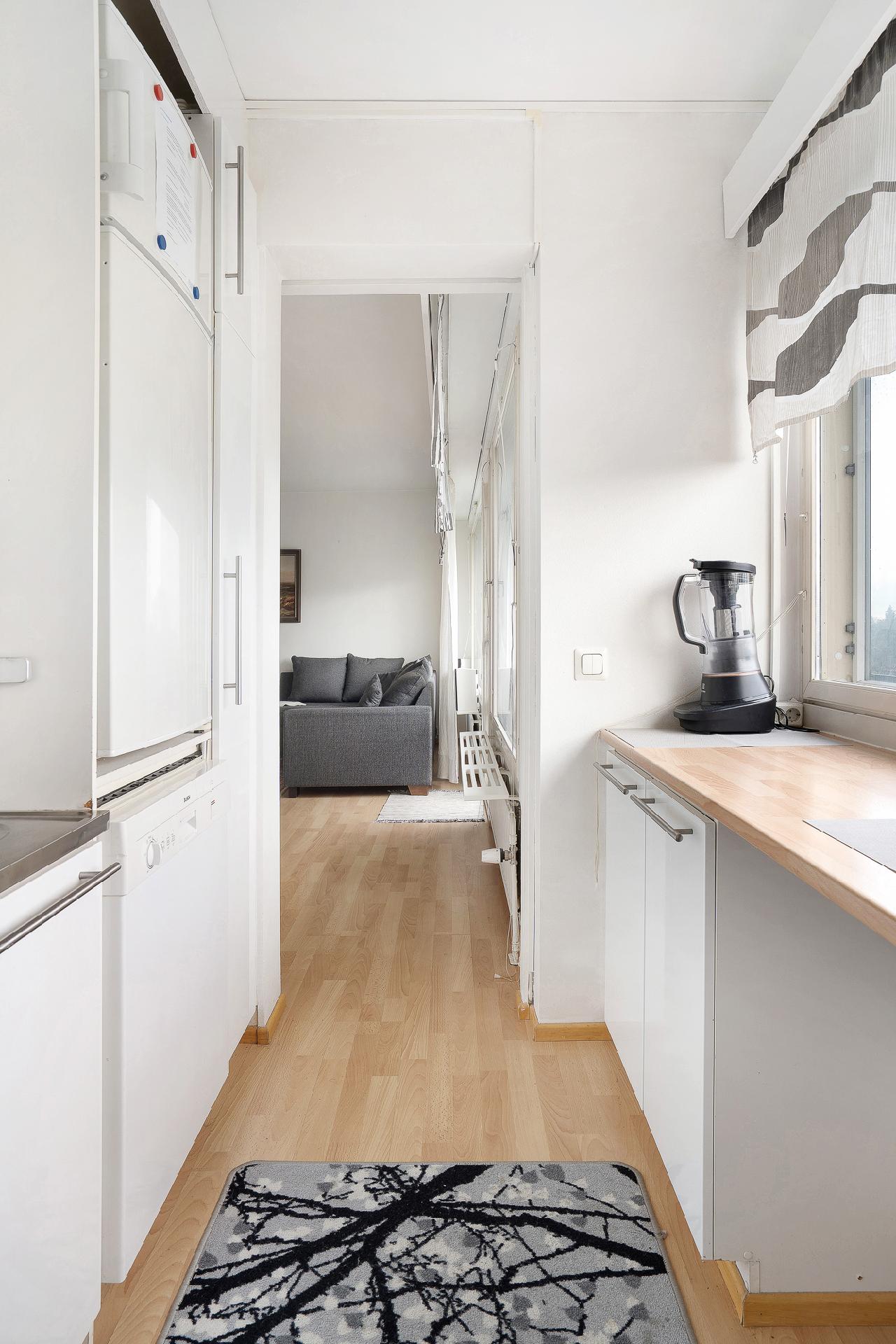 Tuulimyllyntie 8, Myllypuro, Helsinki