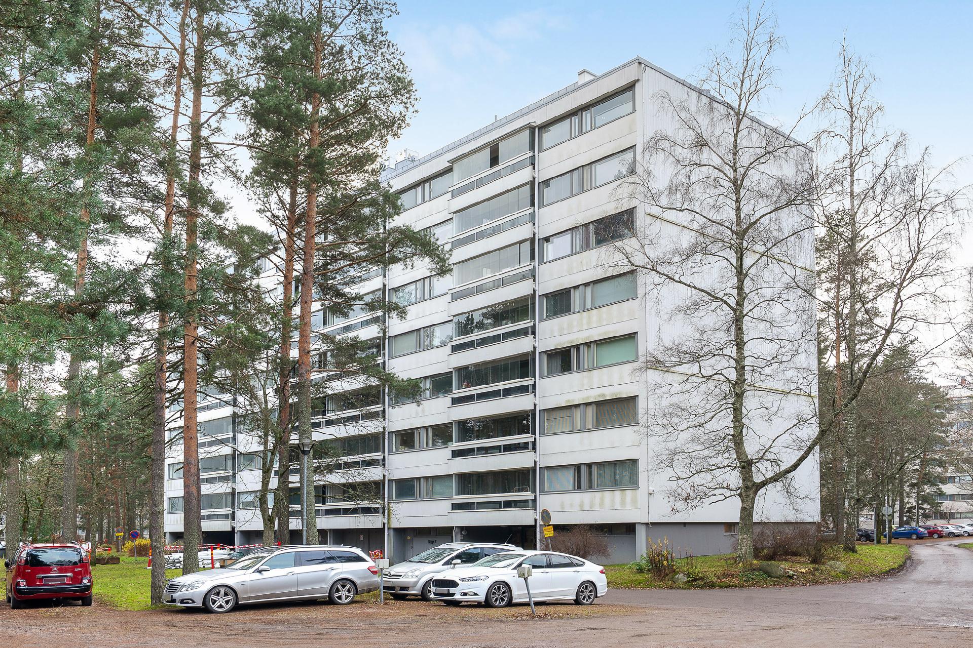 Tuulimyllyntie 8, Myllypuro, Helsinki