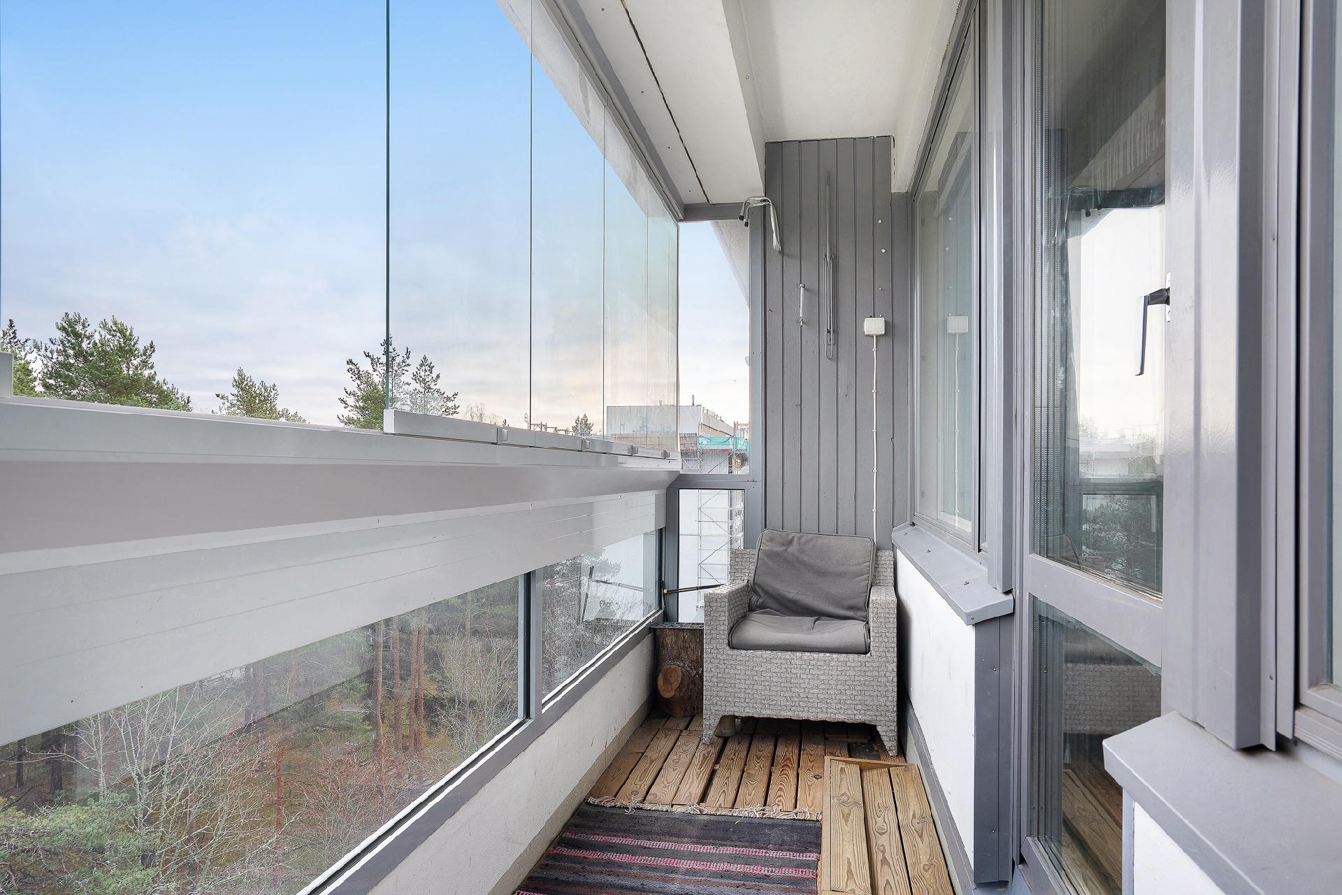 Tuulimyllyntie 8, Myllypuro, Helsinki