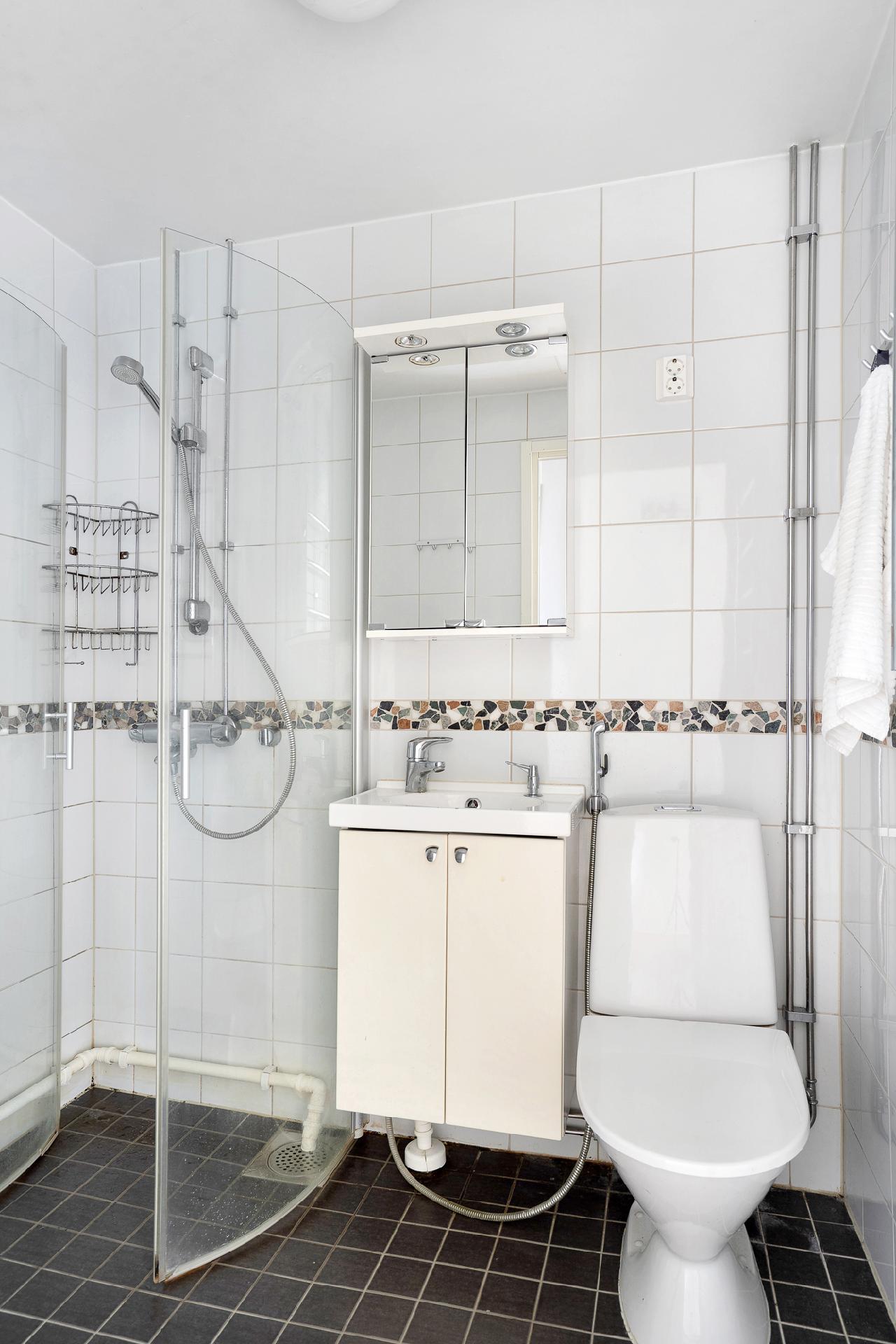 Tuulimyllyntie 8, Myllypuro, Helsinki