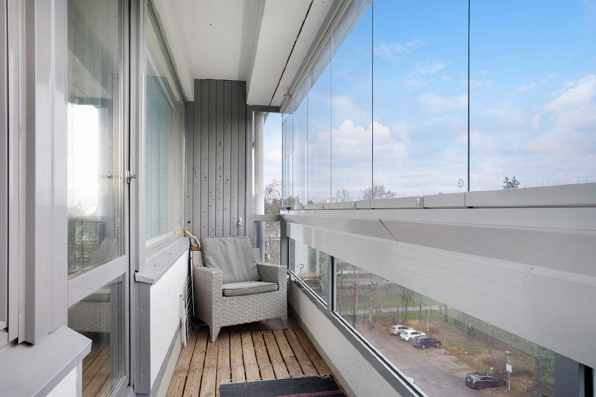 Tuulimyllyntie 8, Myllypuro, Helsinki