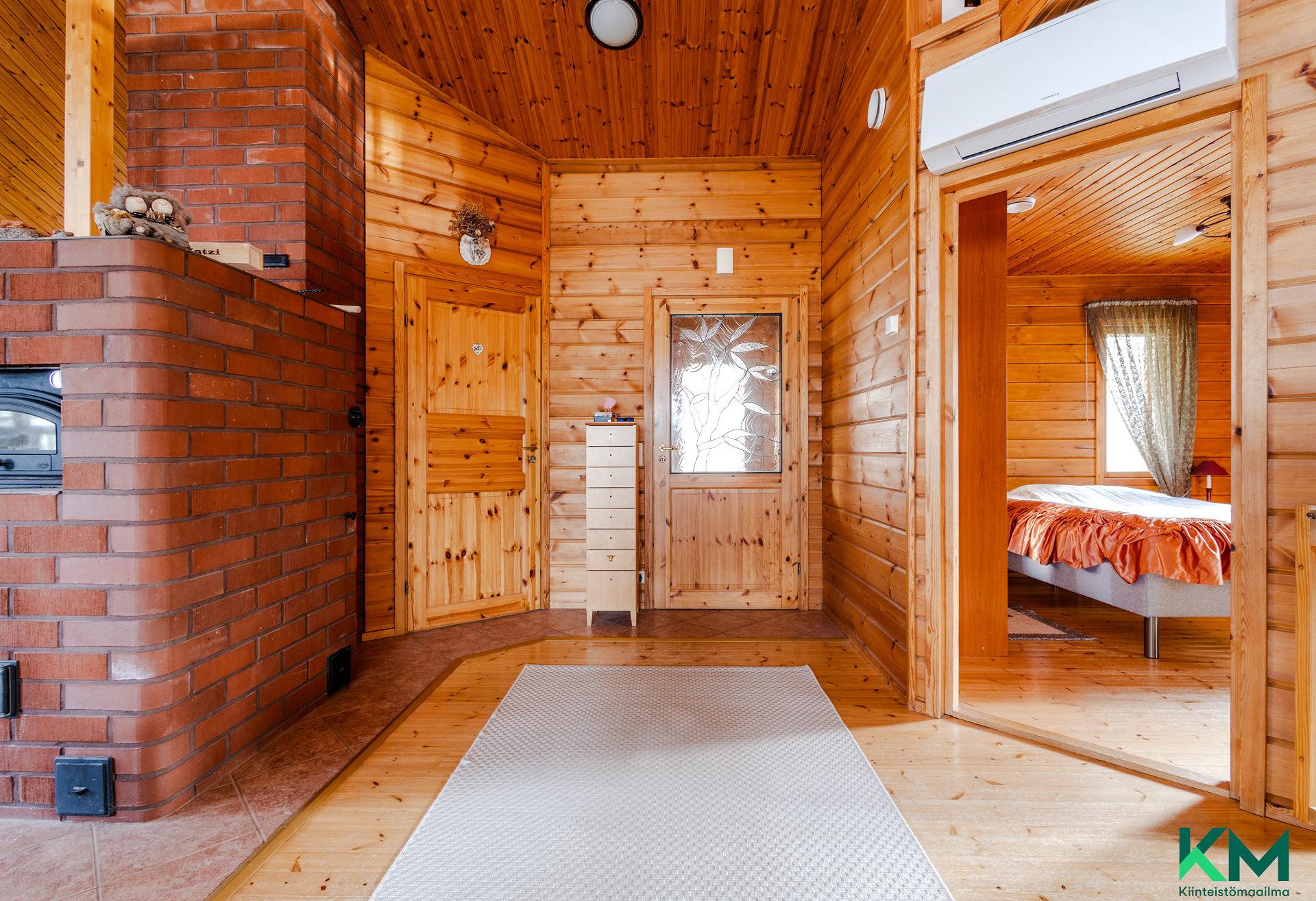 Vähäseläntie 19, Kukkila, Hollola