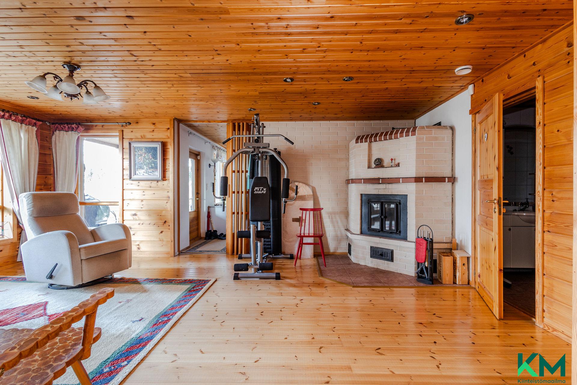 Vähäseläntie 19, Kukkila, Hollola