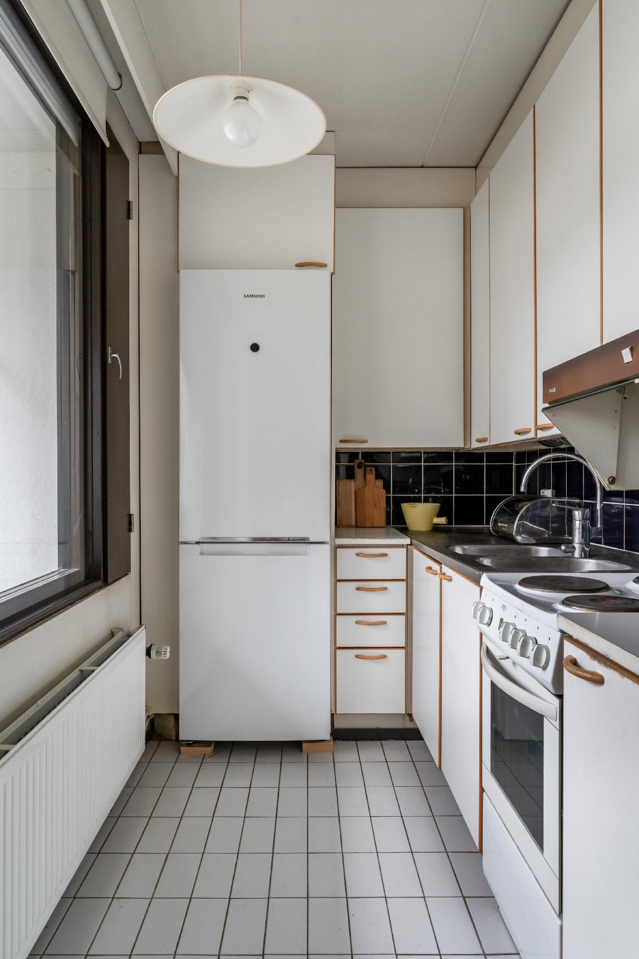 Melkonkatu 1, Lauttasaari, Helsinki