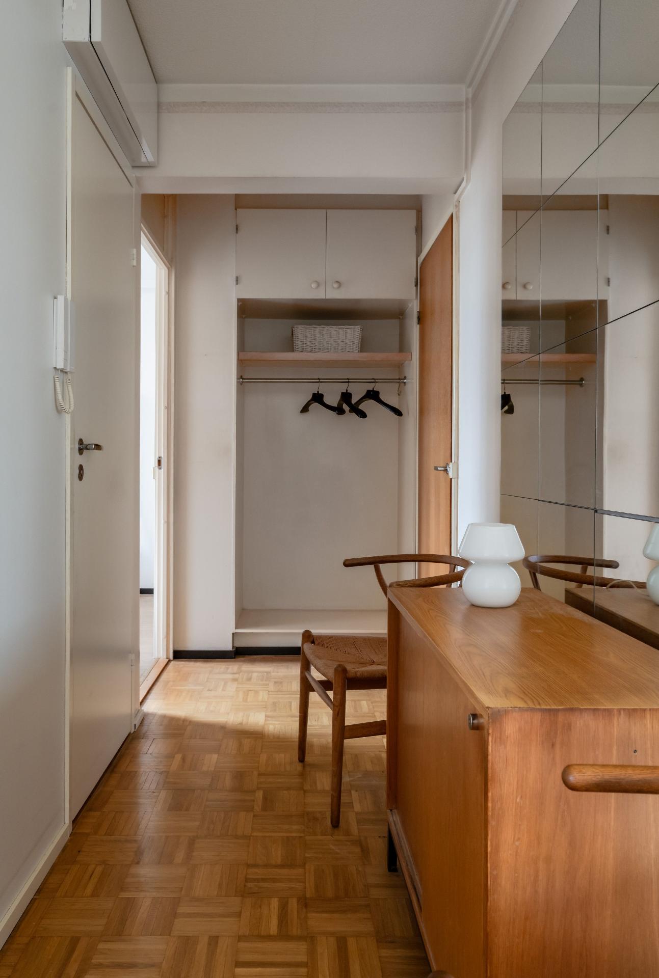 Melkonkatu 1, Lauttasaari, Helsinki