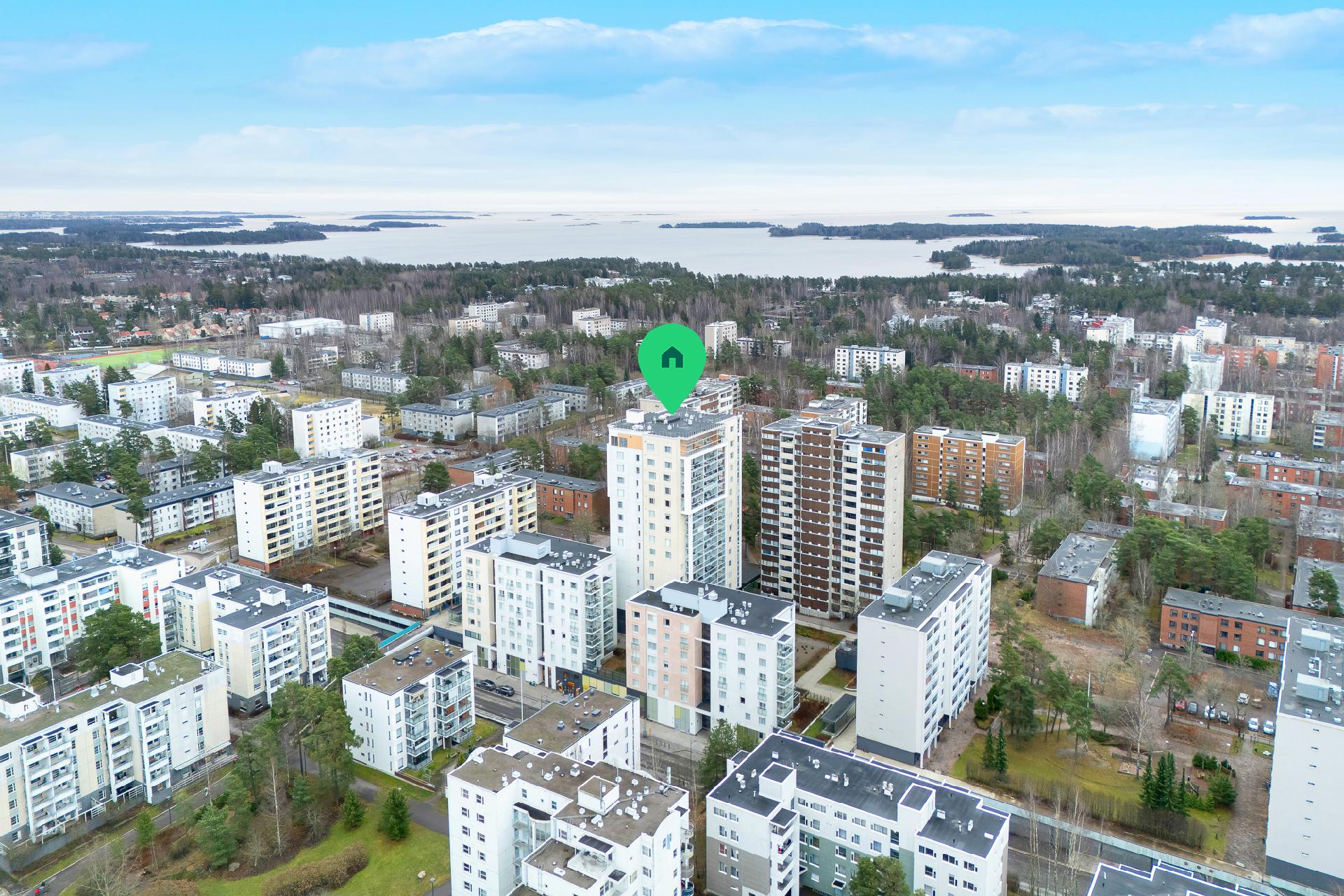 Metrolle ja Iso-omenaan kävelysiltaa pitkin turvallisesti