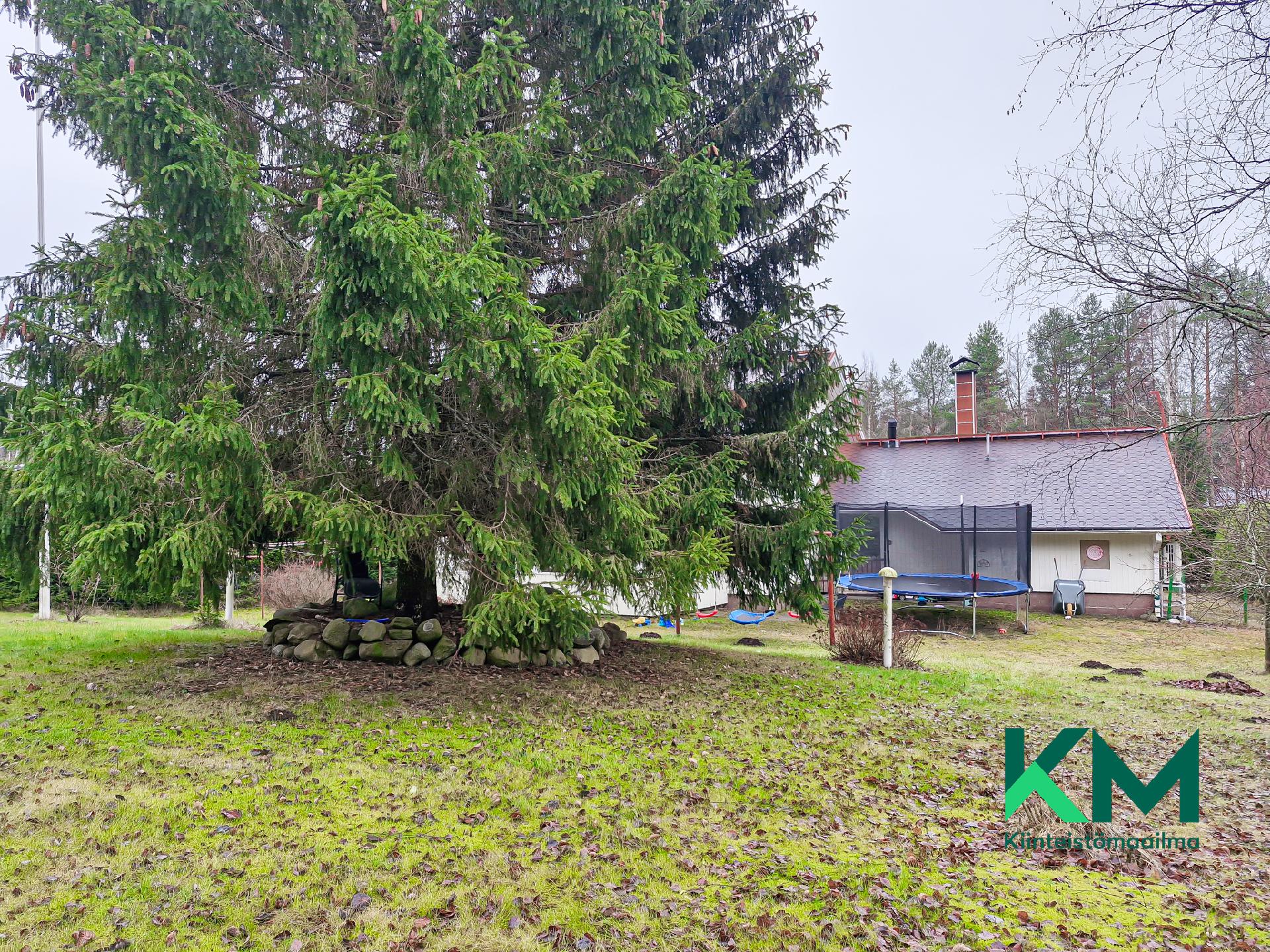 Raitatie 19, Viuhonmäki, Savonlinna