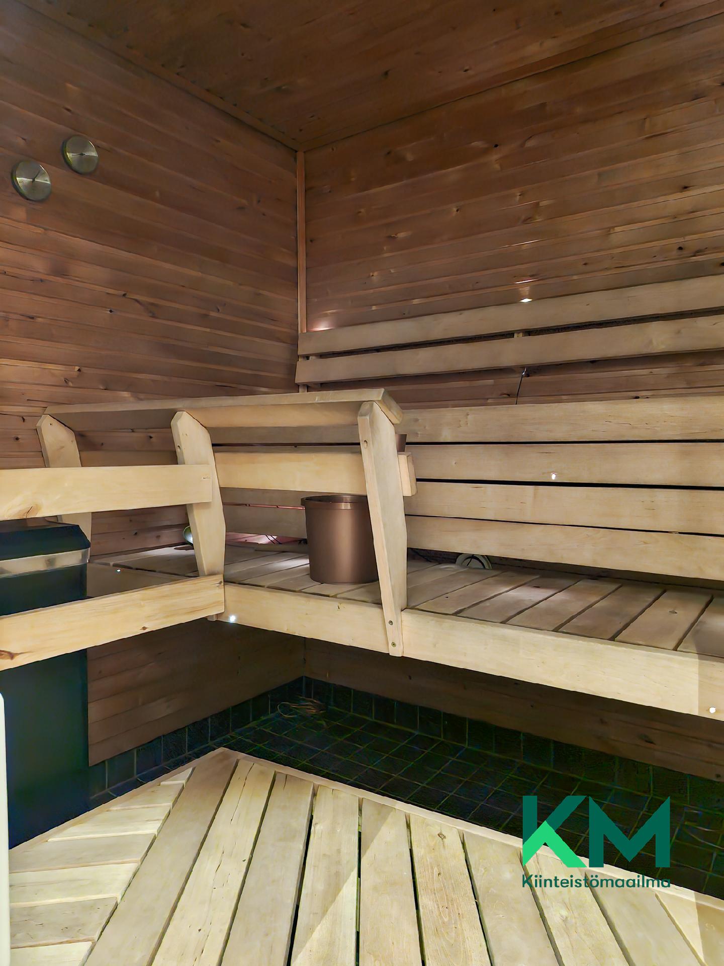 Raitatie 19, Viuhonmäki, Savonlinna