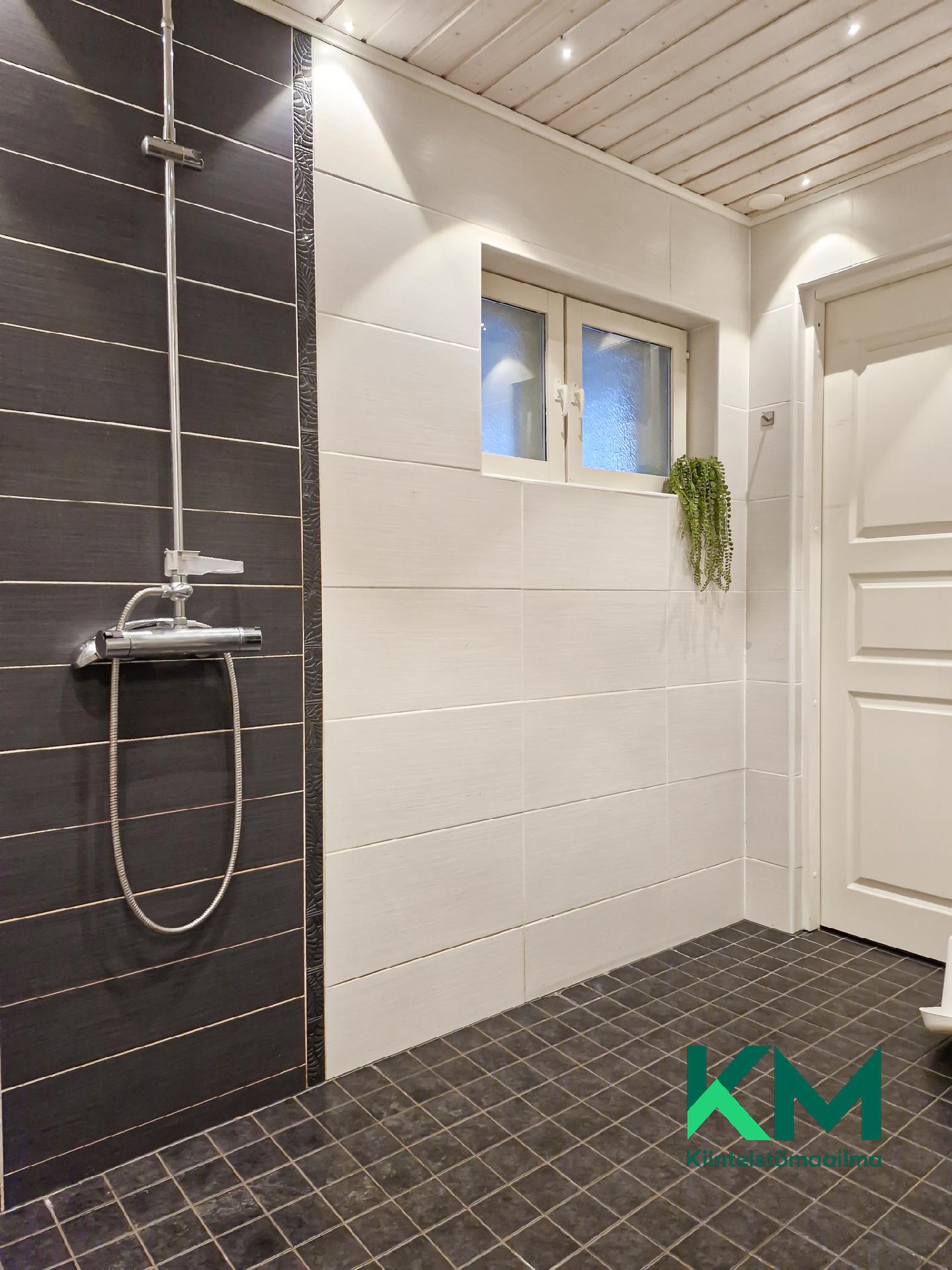 Raitatie 19, Viuhonmäki, Savonlinna