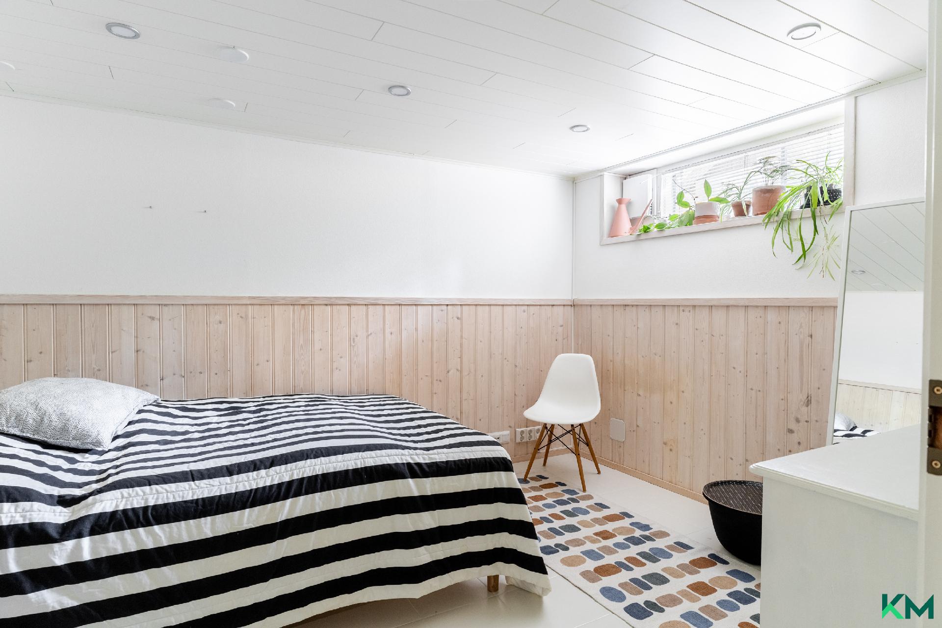 alakerran askarteluhuone