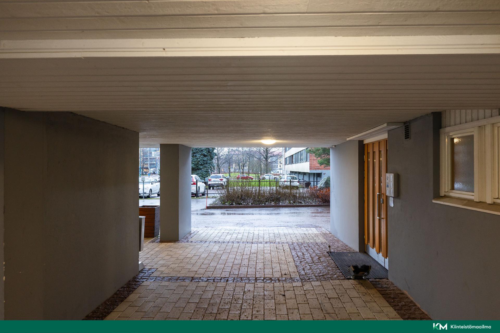 Koulukatu 11, Kotkansaari, Kotka