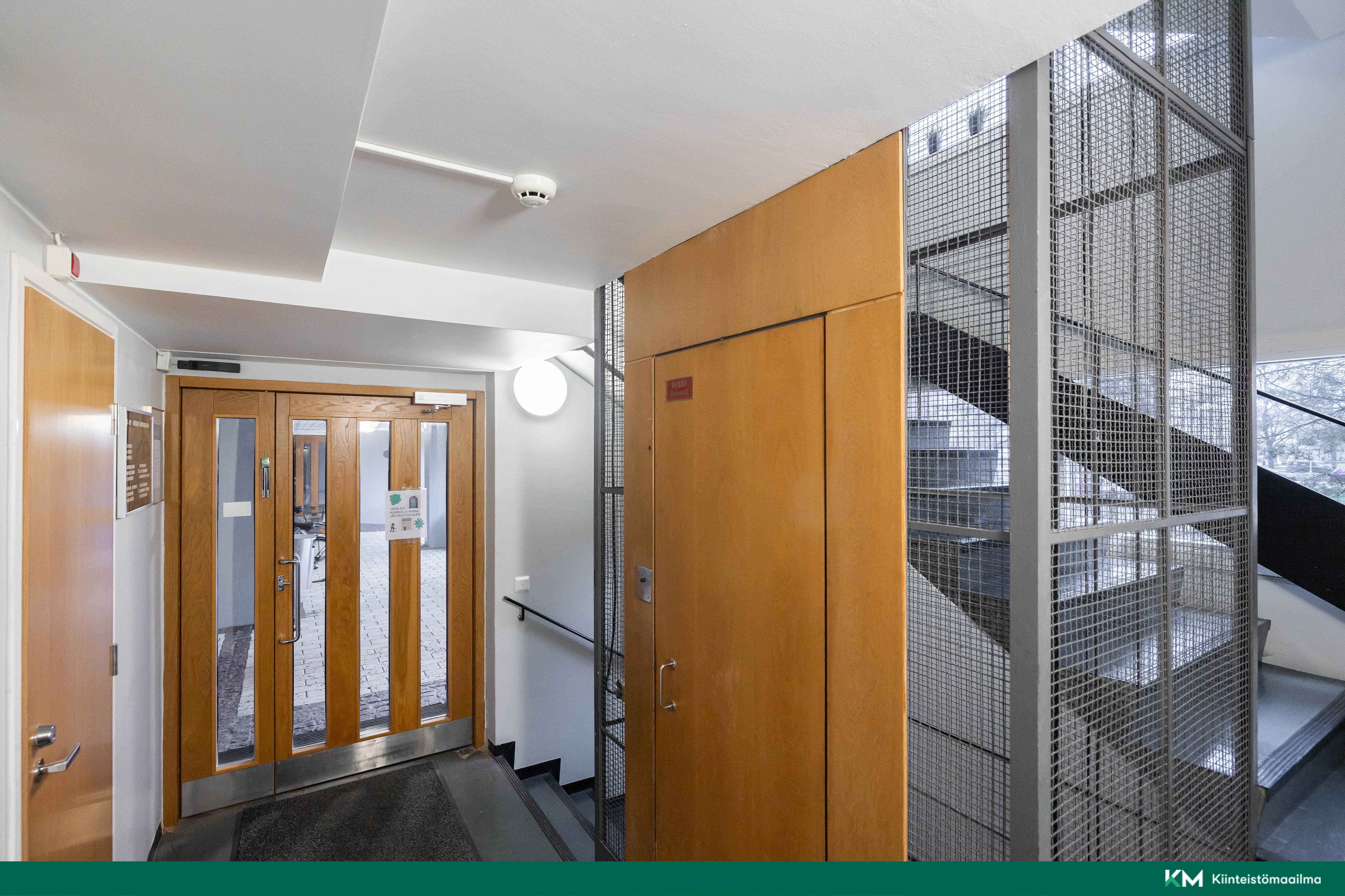 Koulukatu 11, Kotkansaari, Kotka