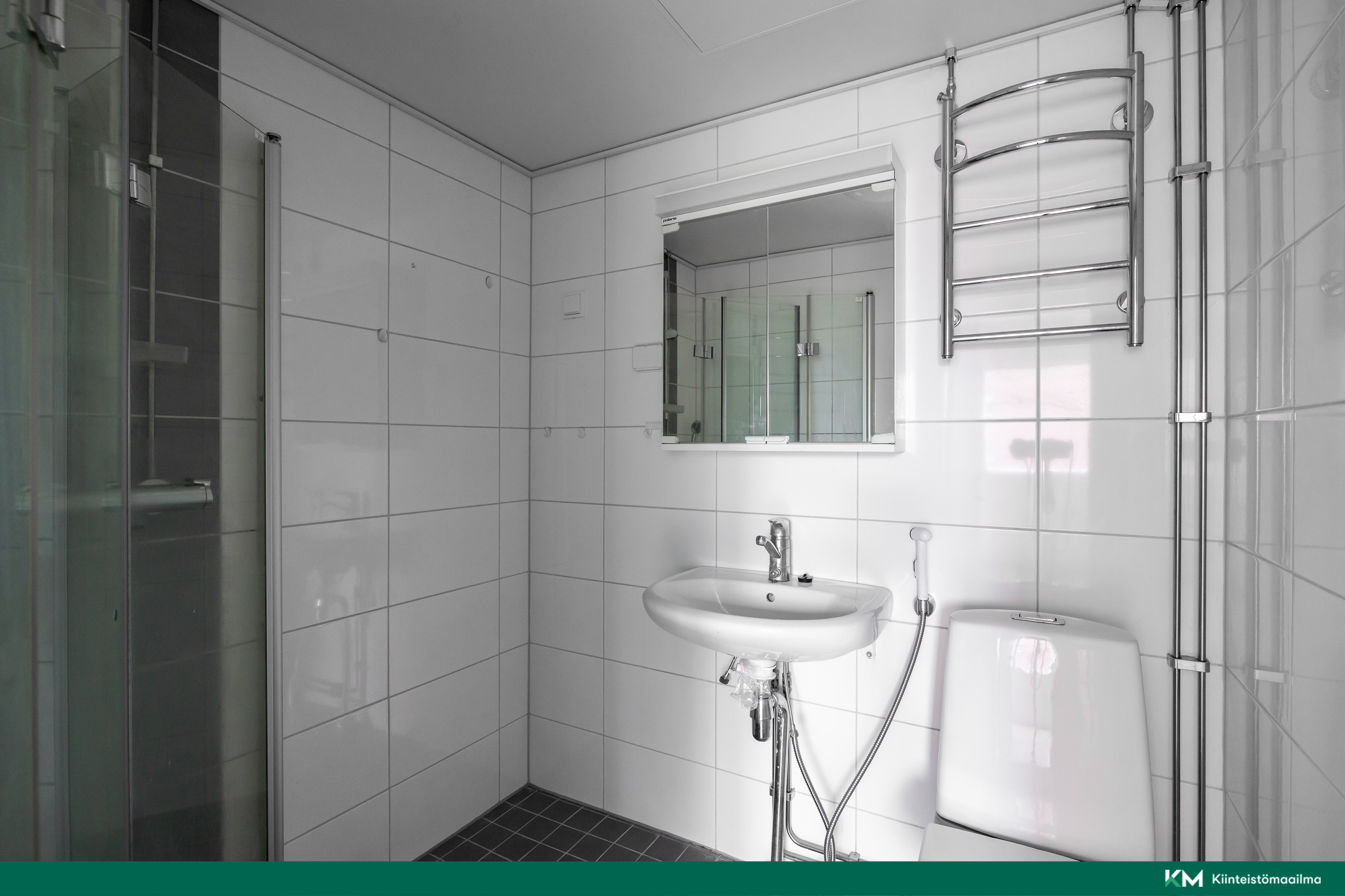 Koulukatu 11, Kotkansaari, Kotka