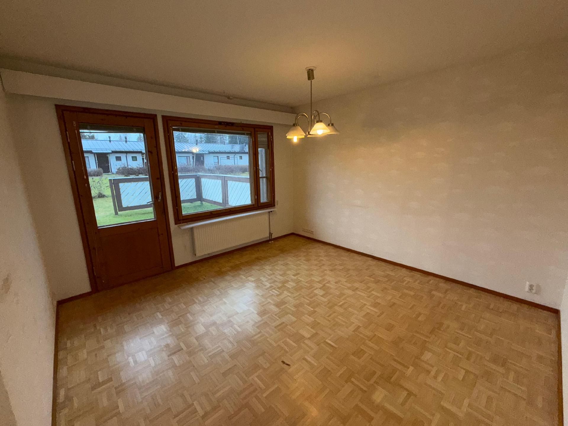 Valmuskakuja 24, Kaura-Aho, Varkaus