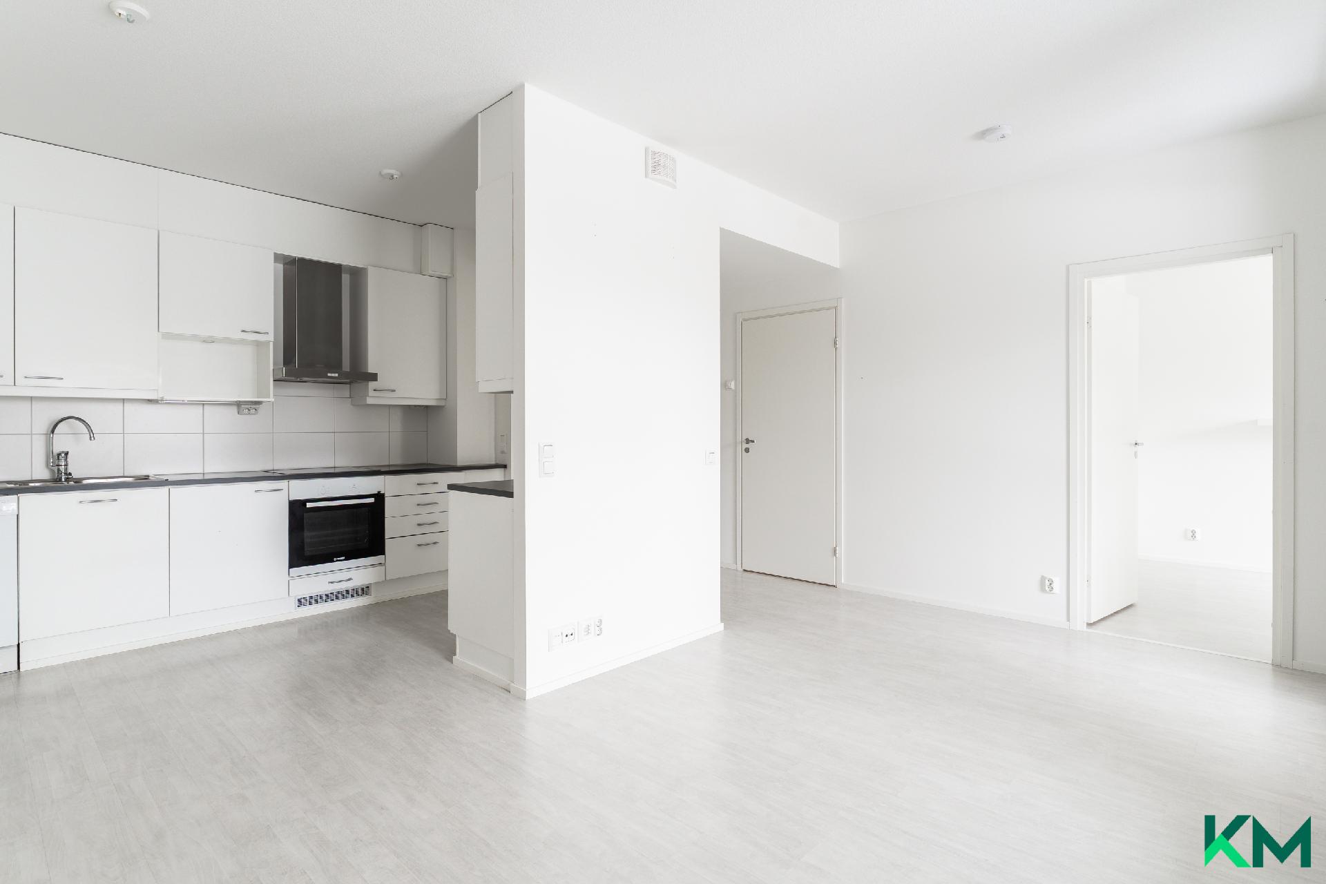 Olohuoneesta näkymä avointa tilaa