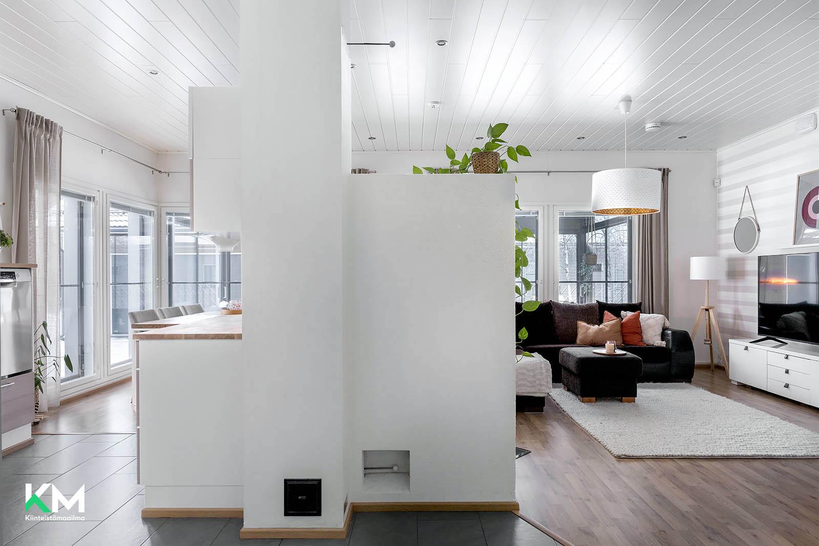 Elokuja 14, Tikkasenharju, Ii