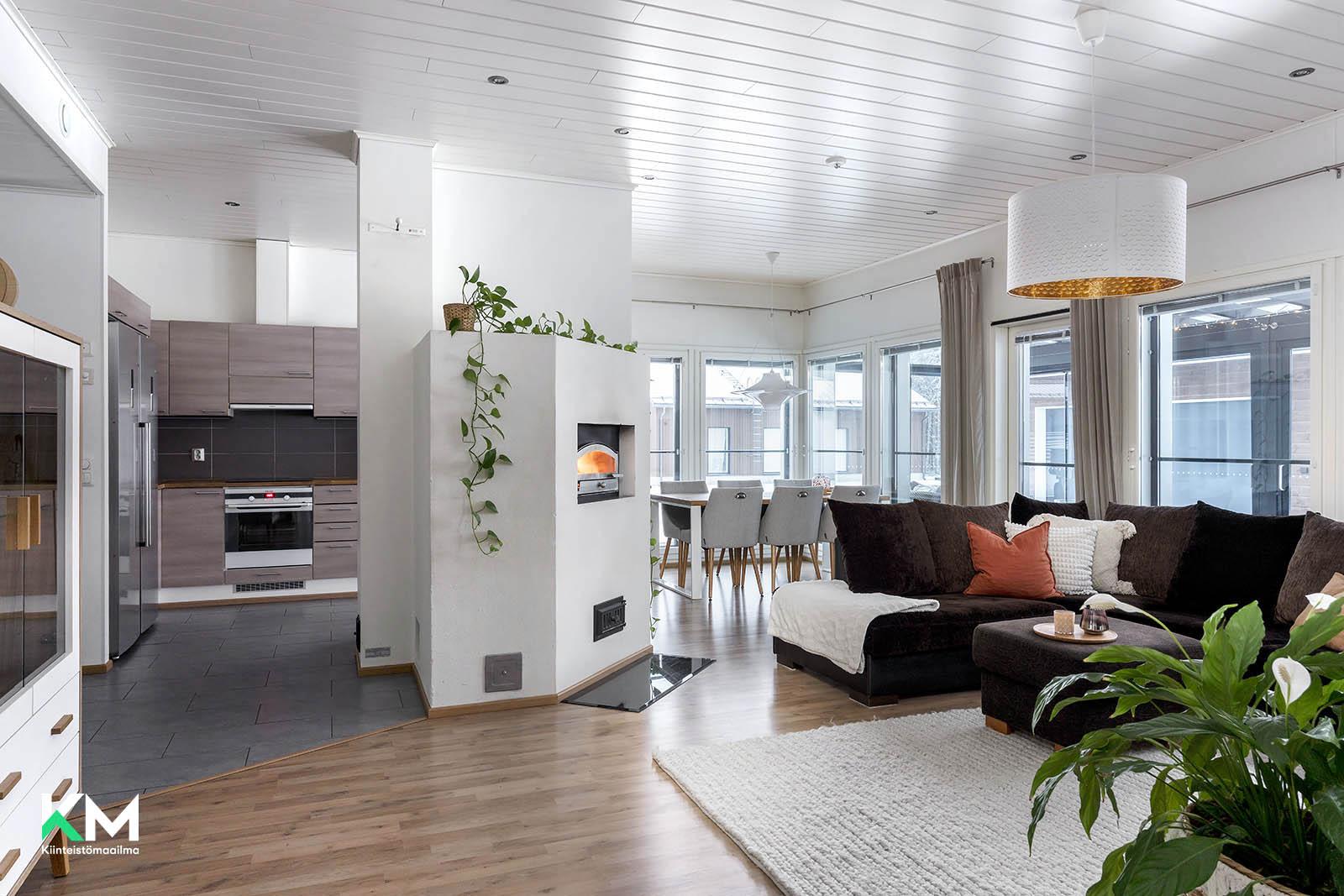 Elokuja 14, Tikkasenharju, Ii