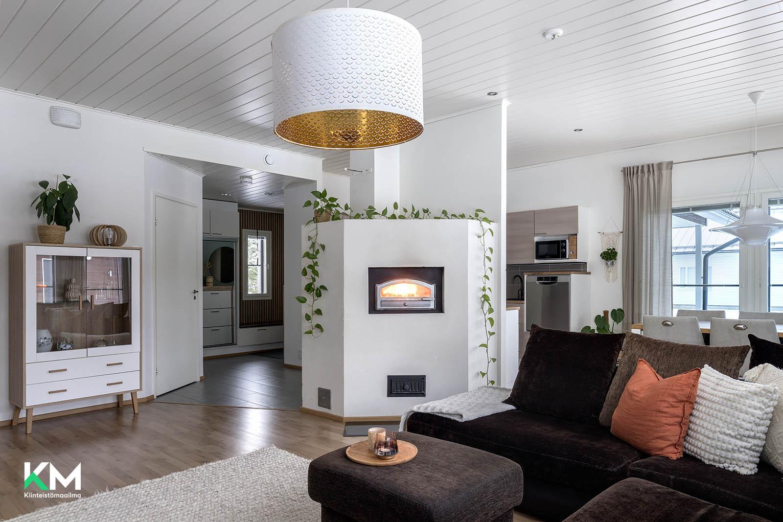 Elokuja 14, Tikkasenharju, Ii