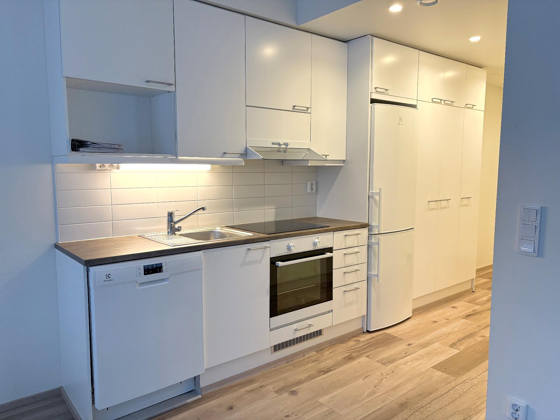 Jokiväylä 33, Rantavitikka, Rovaniemi